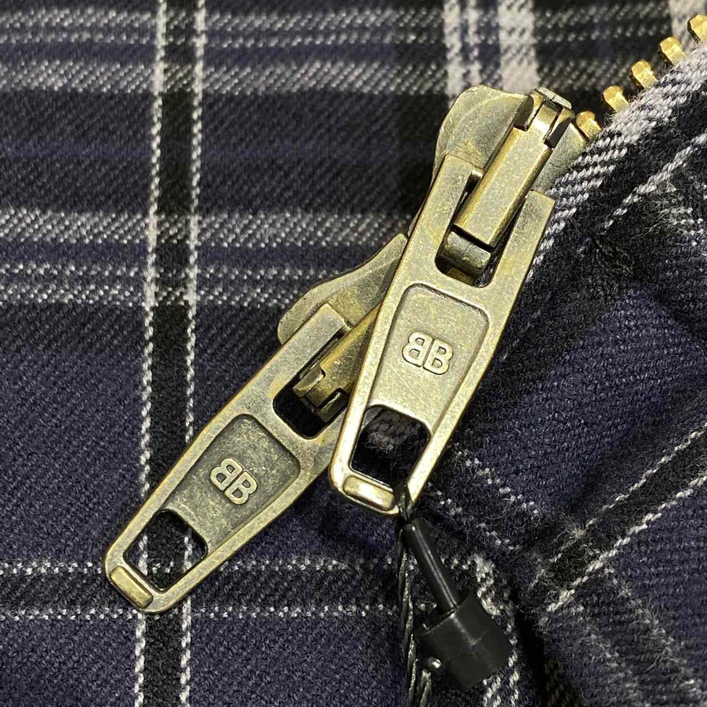Balenciaga SS25 Logo Embroidered Hooded Check Jacket - EUR FASHION