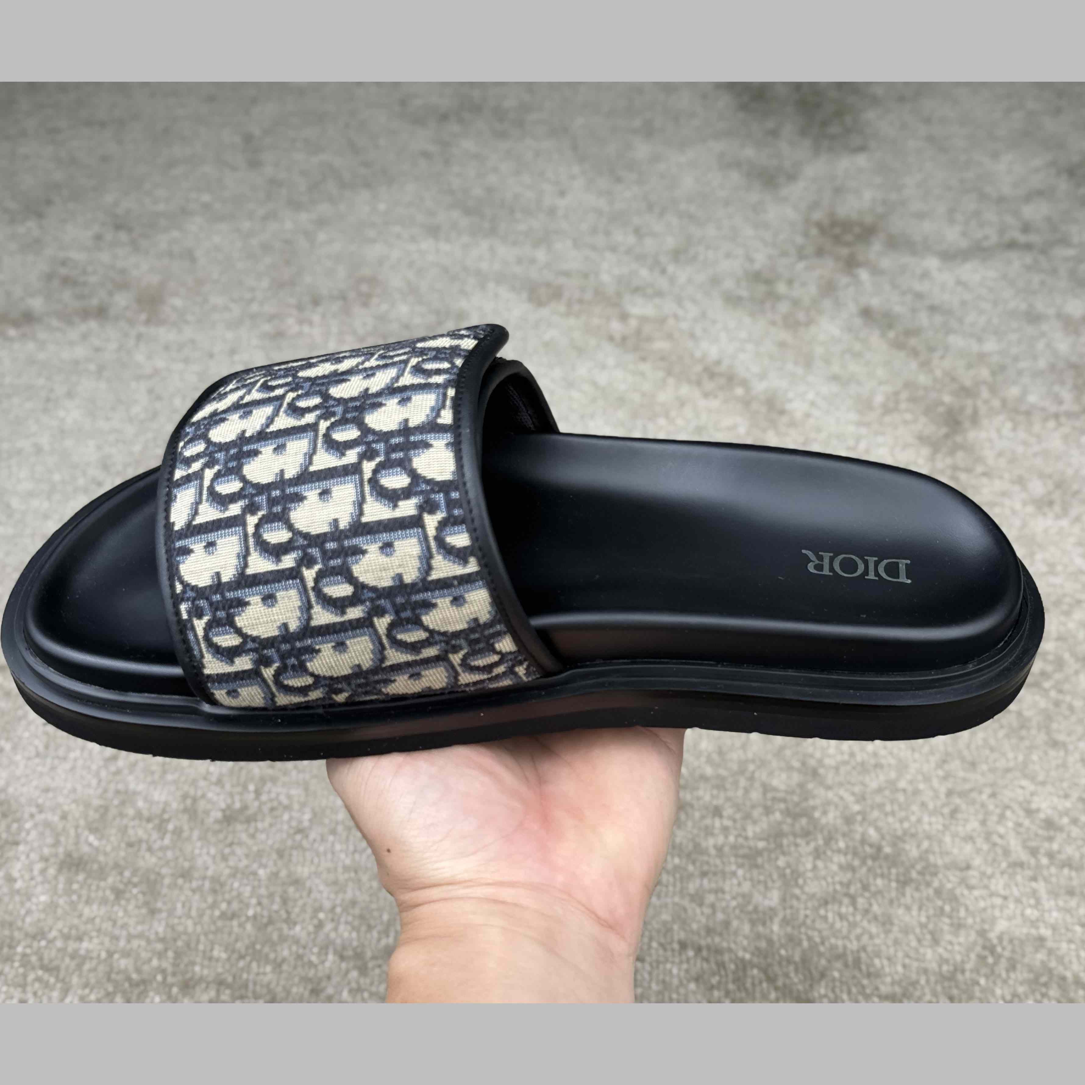 Dior Aqua Sandal  - EUR FASHION