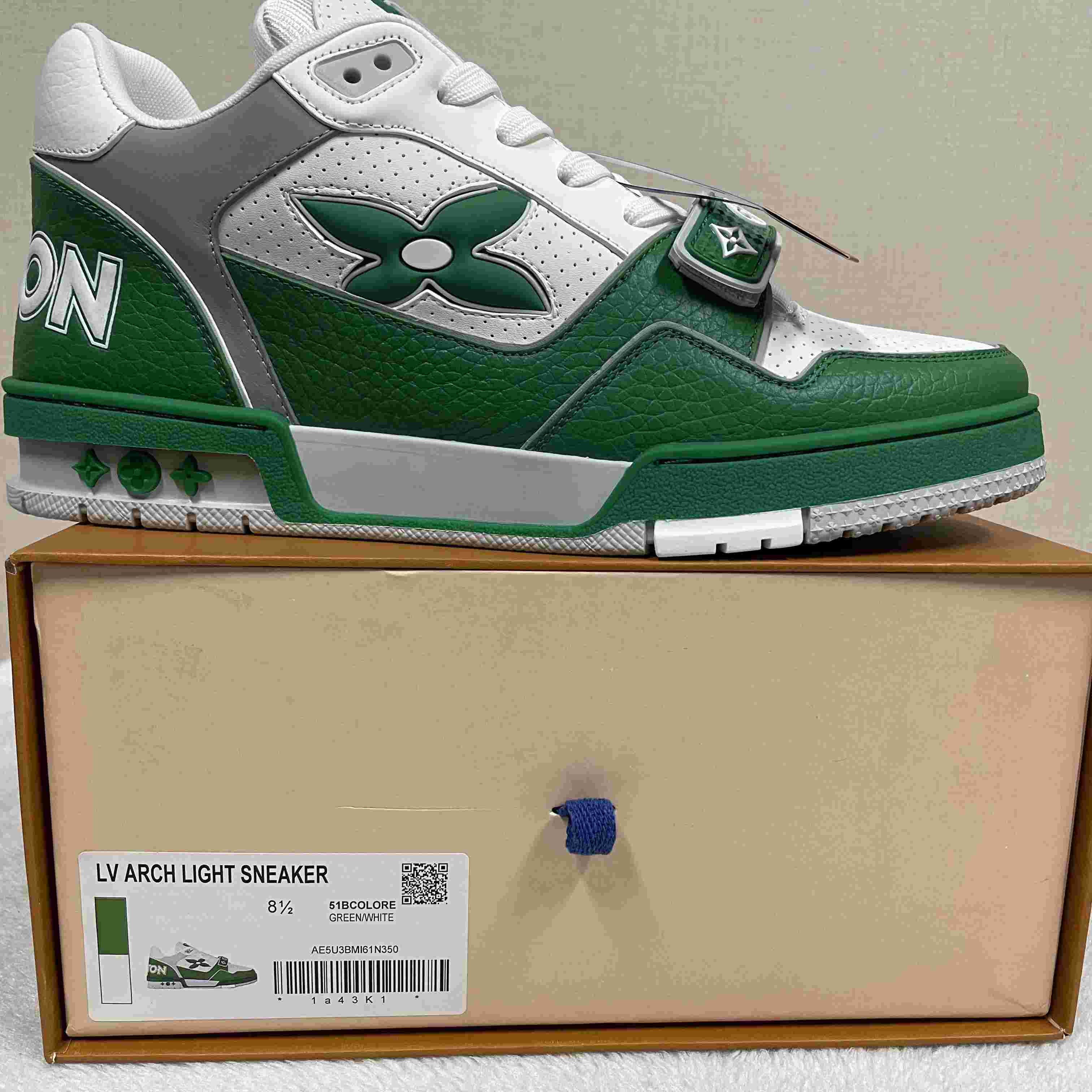LV Trainer Sneaker 1AHTCZ  - EUR FASHION