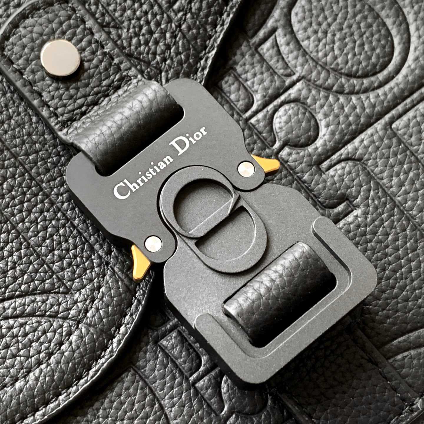 Dior Small Saddle Messenger Bag With Flap  - EUR FASHION