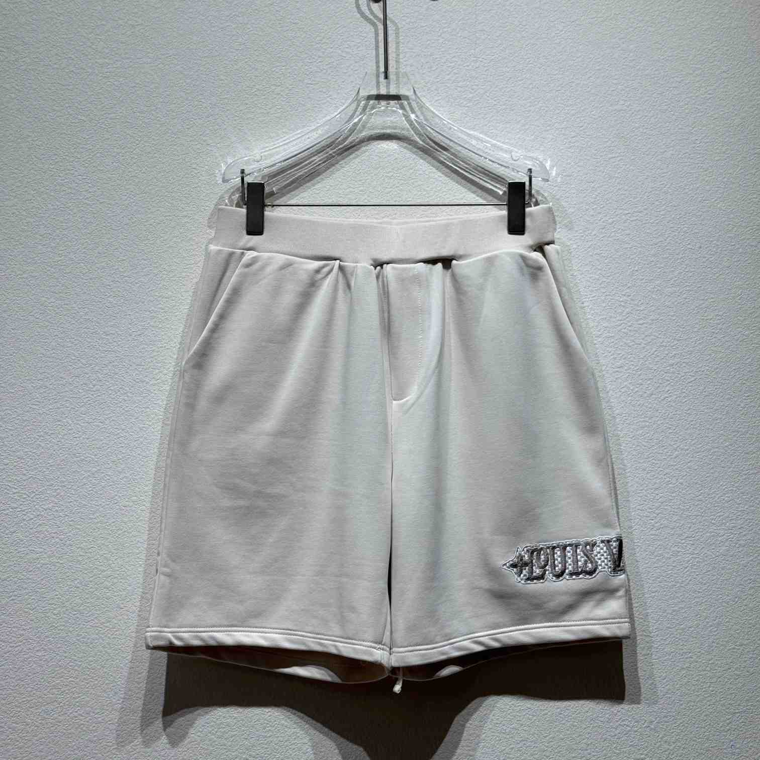 Louis Vuitton Embellished Shorts   1AHW36 - EUR FASHION