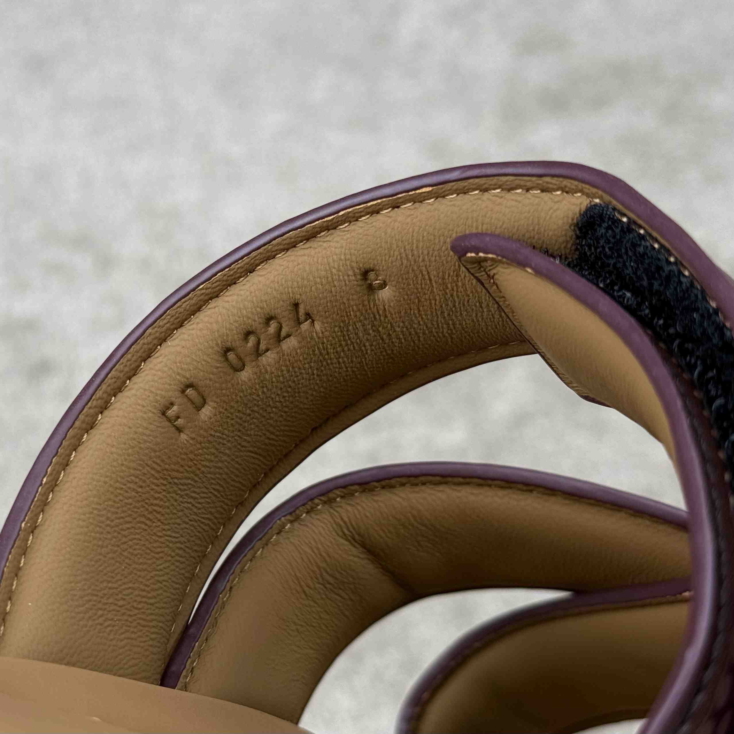 Louis Vuitton LV Venice Mule    1ACRJB - EUR FASHION