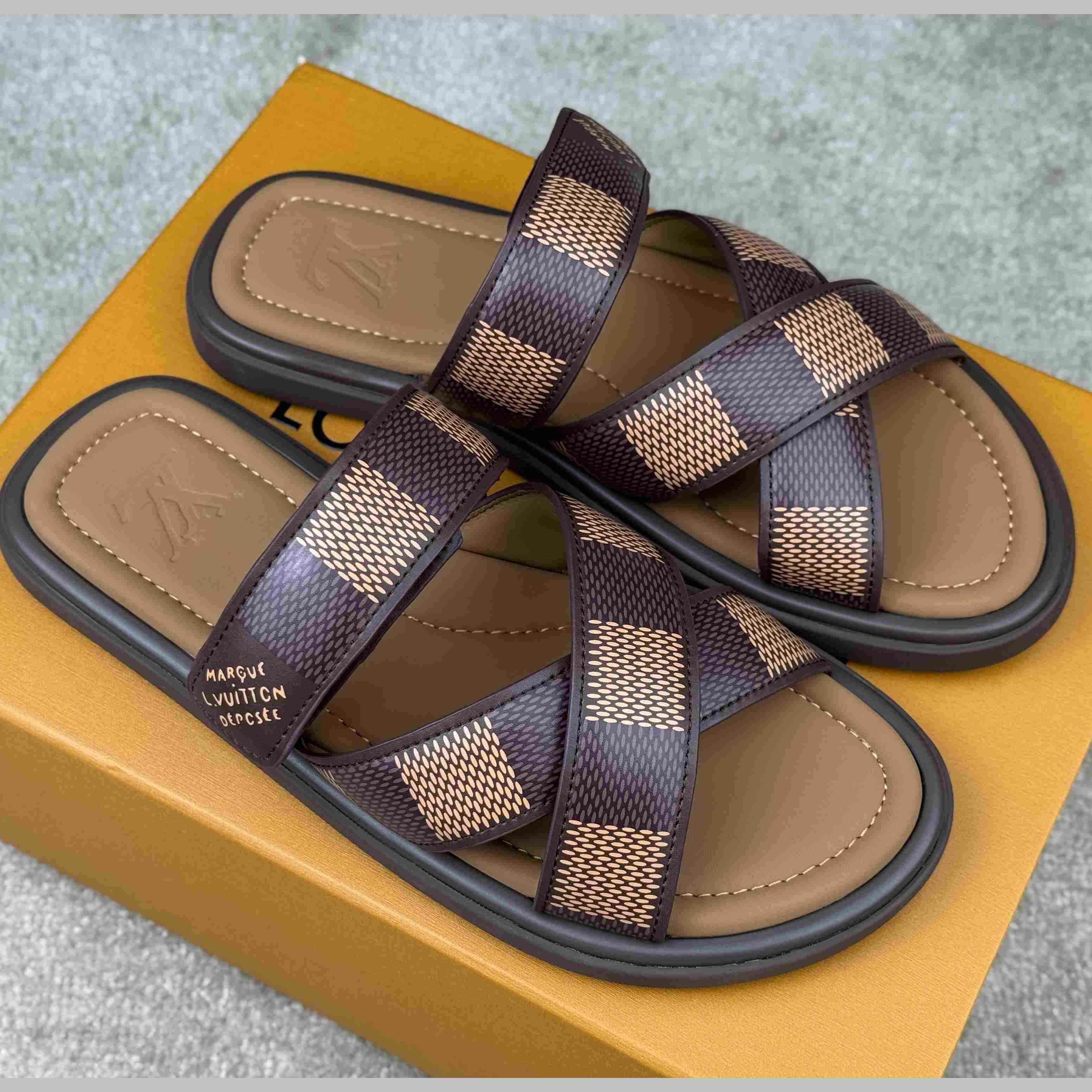 Louis Vuitton LV Venice Mule    1ACRJB - EUR FASHION