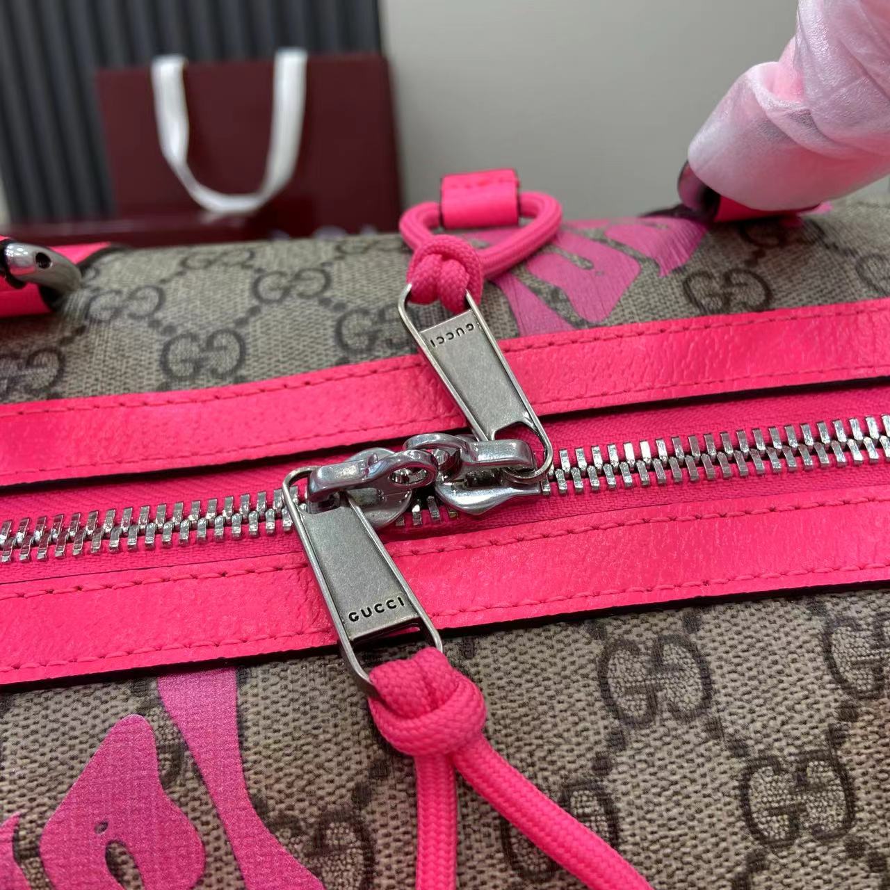 Gucci Medium Duffle Bag With Print - EUR FASHION