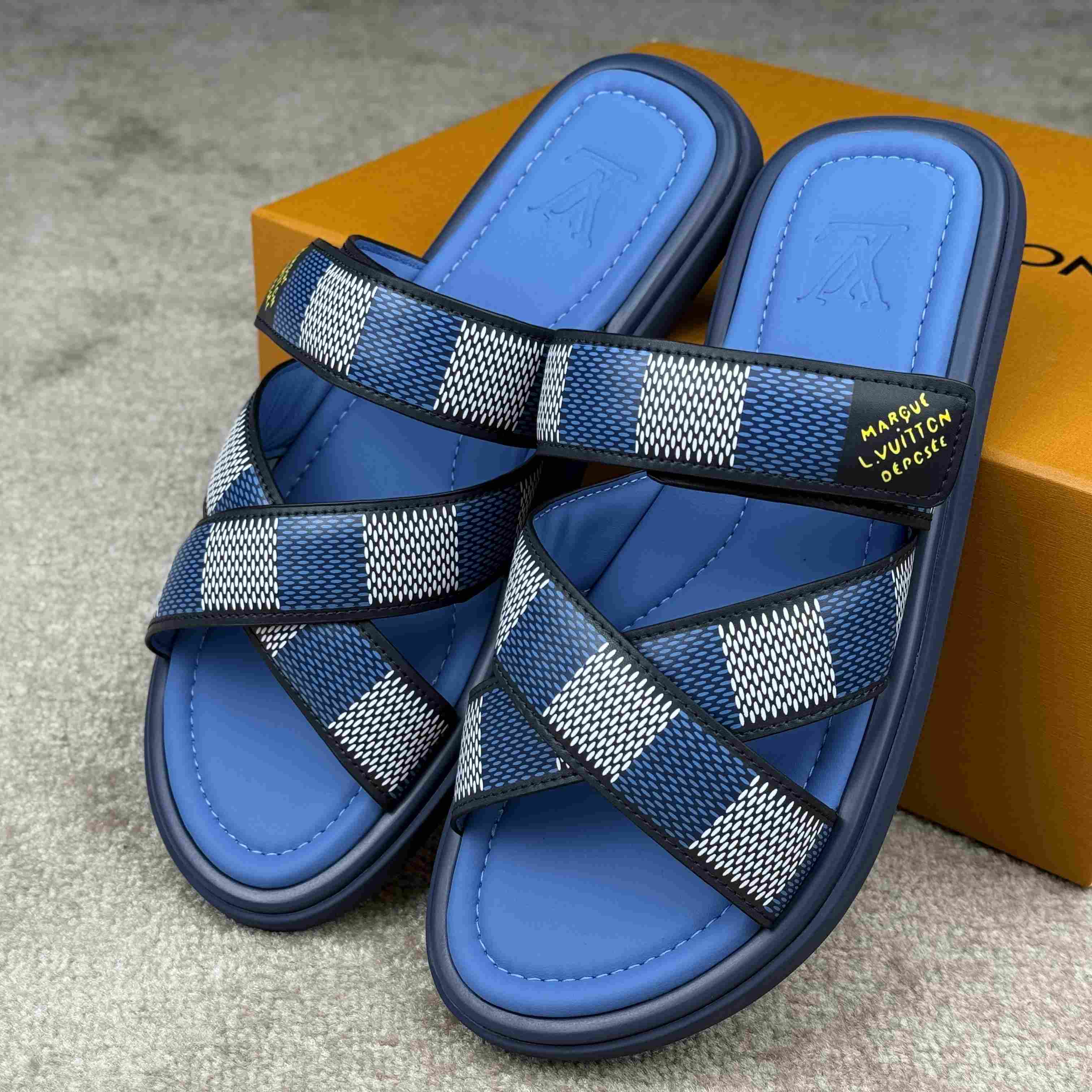 Louis Vuitton LV Venice Mule    1ACRIB - EUR FASHION