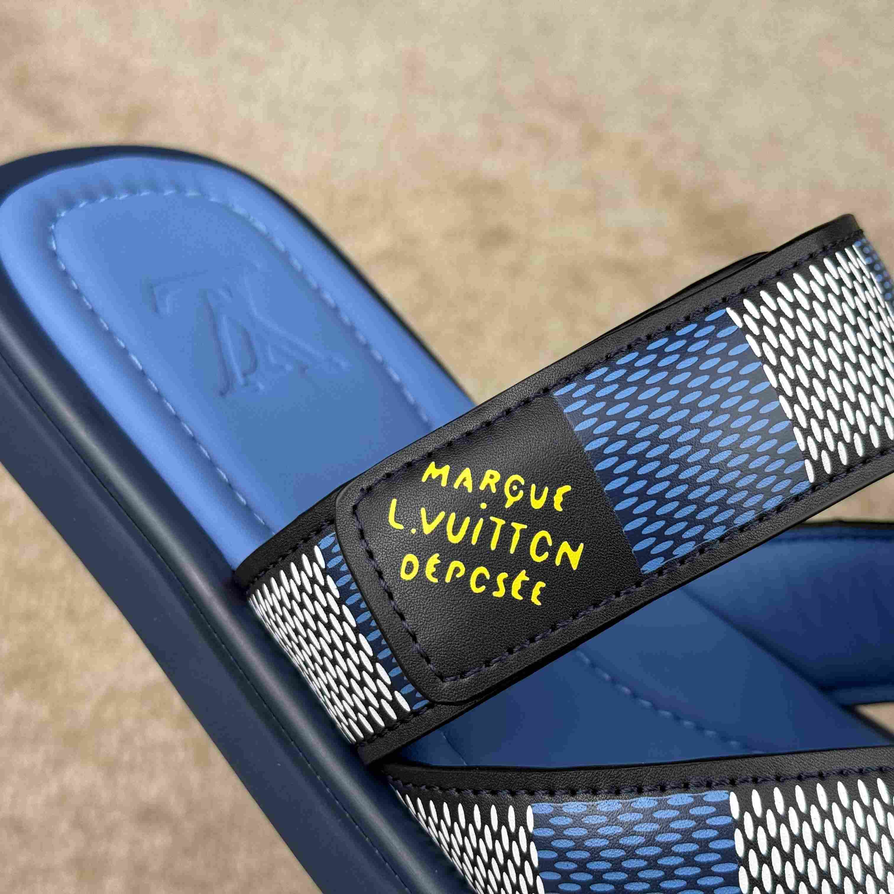 Louis Vuitton LV Venice Mule    1ACRIB - EUR FASHION