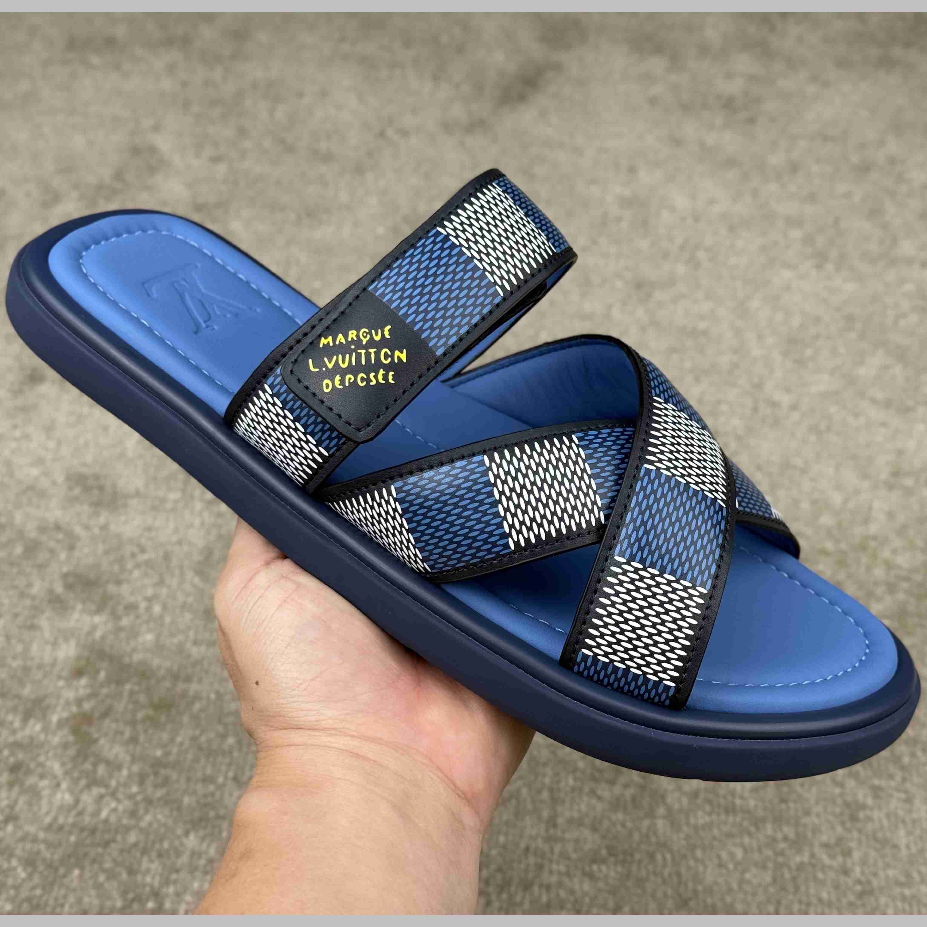 Louis Vuitton LV Venice Mule    1ACRIB - EUR FASHION