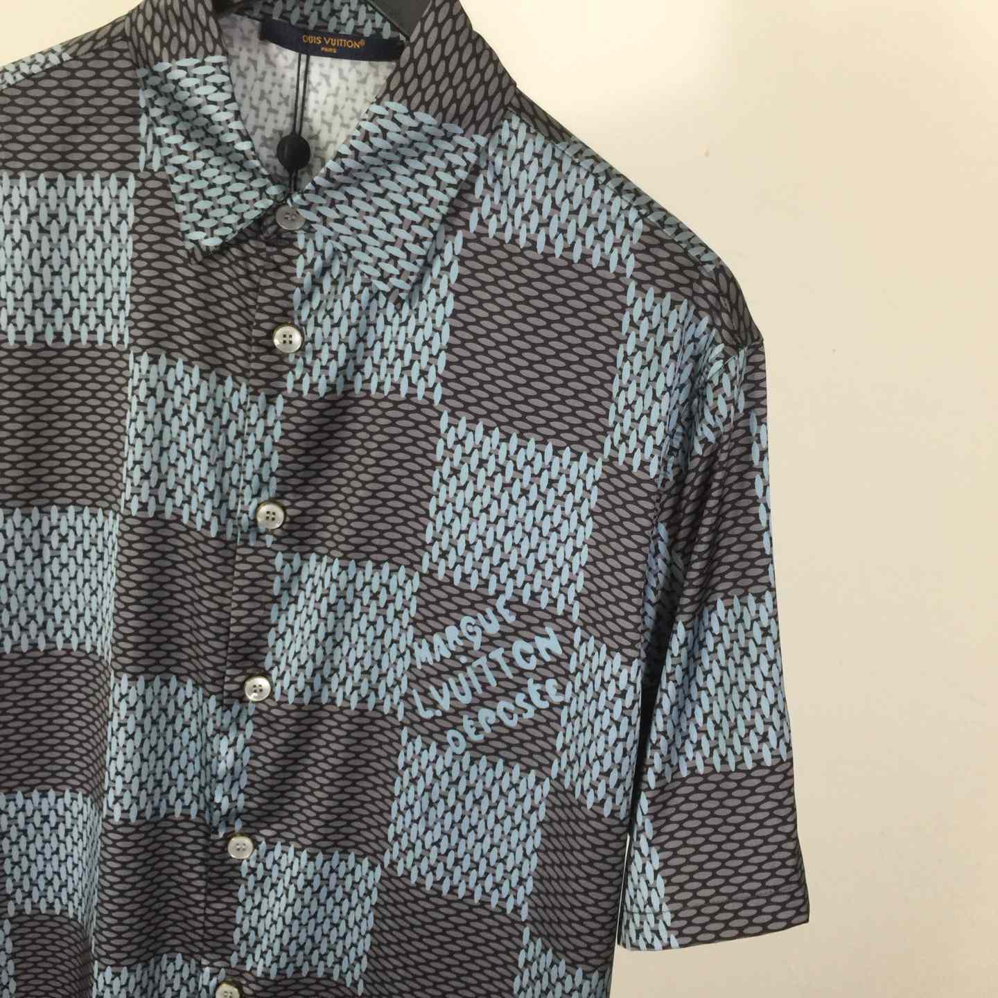Louis Vuitton Damier Short-Sleeved Silk Shirt   1AHVXU - EUR FASHION