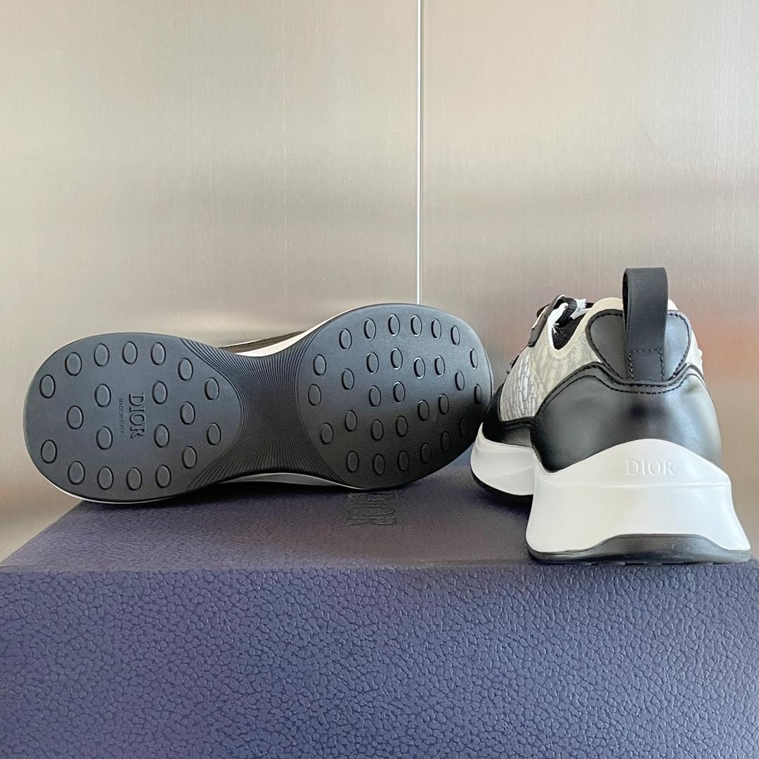 Dior B25 Runner Sneaker   - EUR FASHION