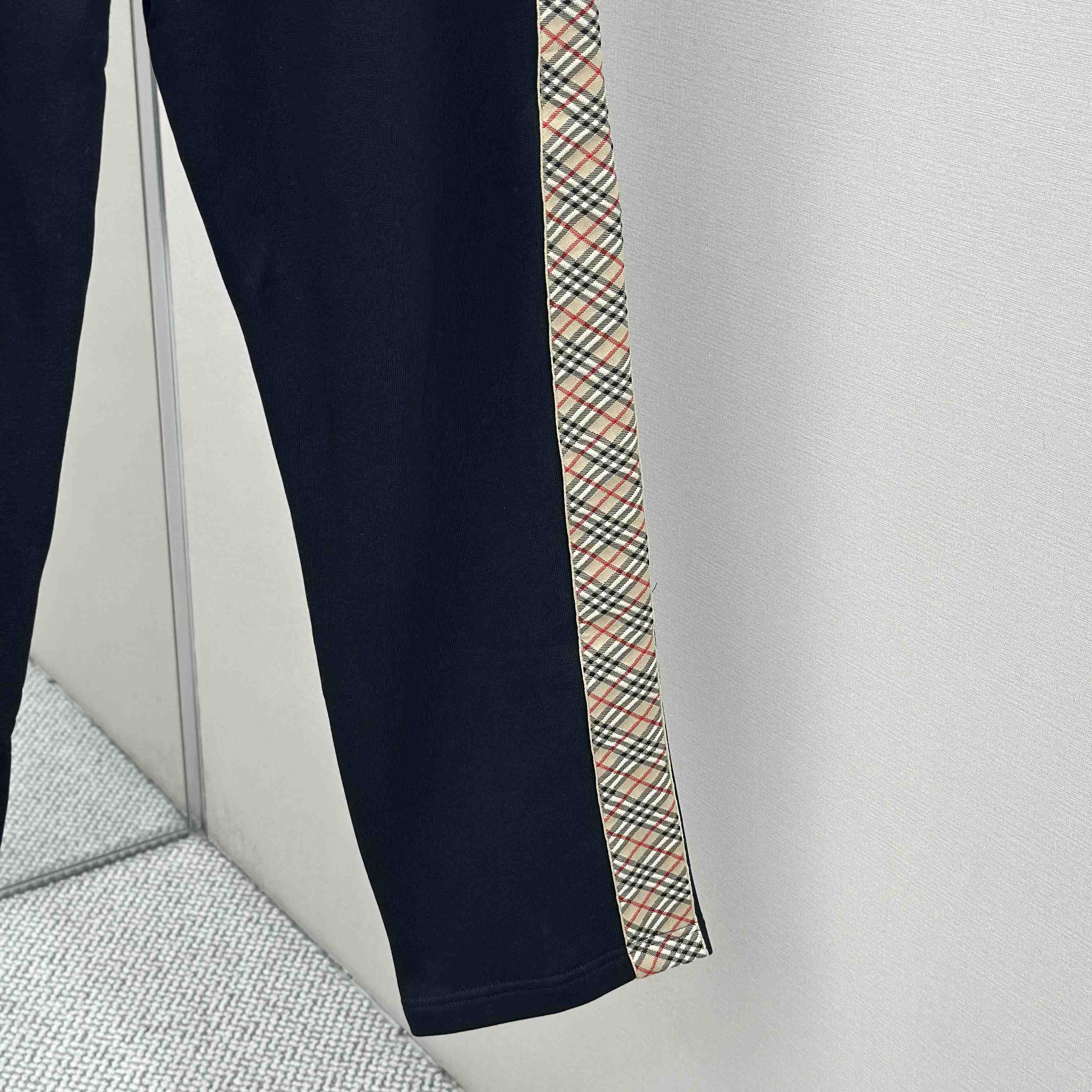 Burberry Check Trim Cotton Jogging Pants - EUR FASHION