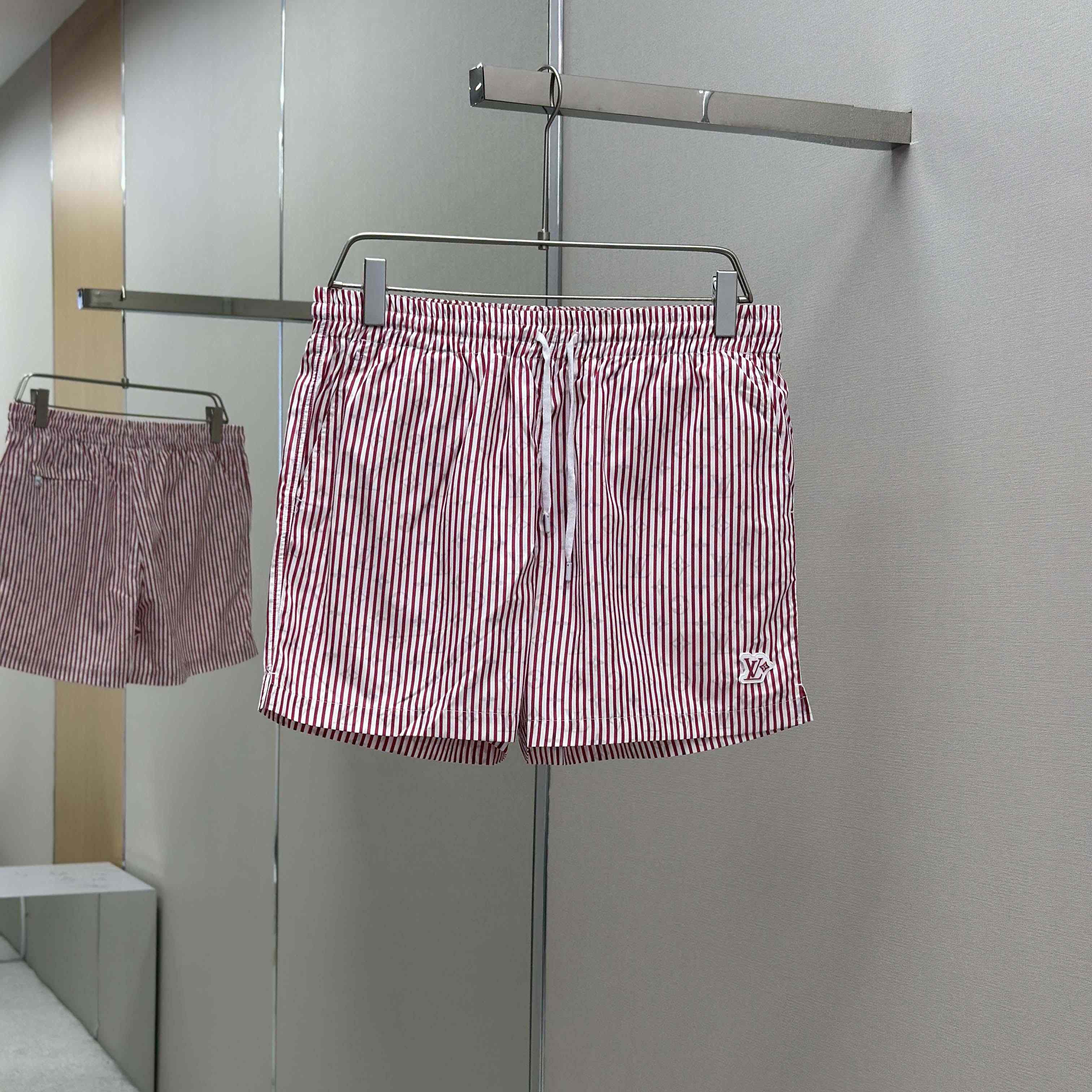 Louis Vuitton Monogram Striped Casual Shorts   1AHVS9 - EUR FASHION