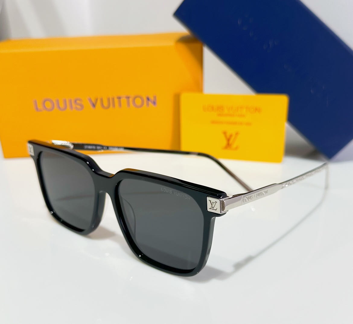Louis Vuitton LV Rise Square Sunglasses   Z1667E - EUR FASHION