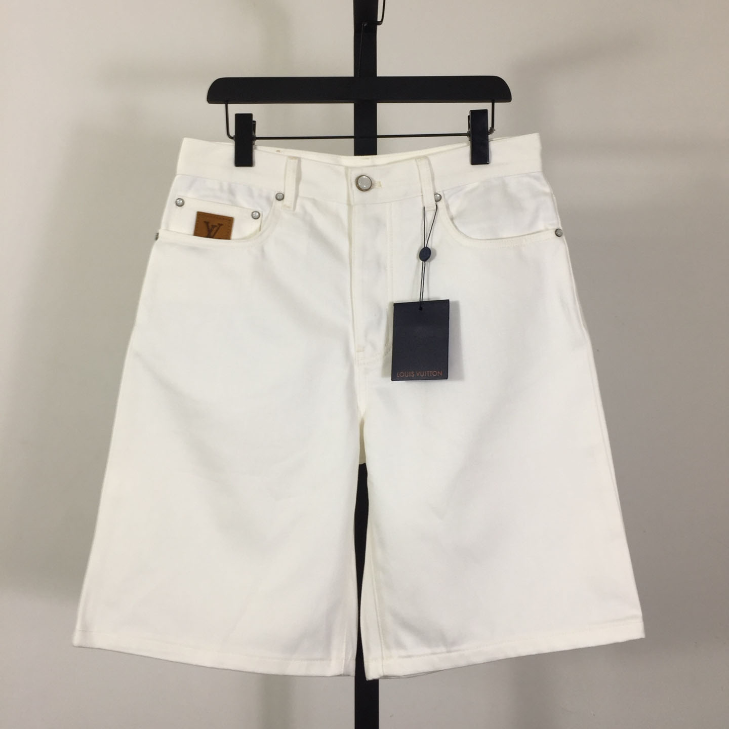 Louis Vuitton Denim Shorts   1AHVDJ - EUR FASHION