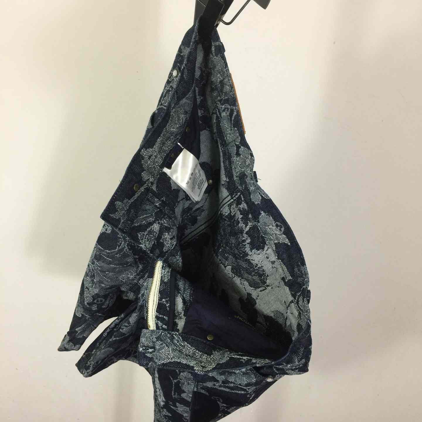 Louis Vuitton Jacquard Denim Shorts  1AHXHP - EUR FASHION