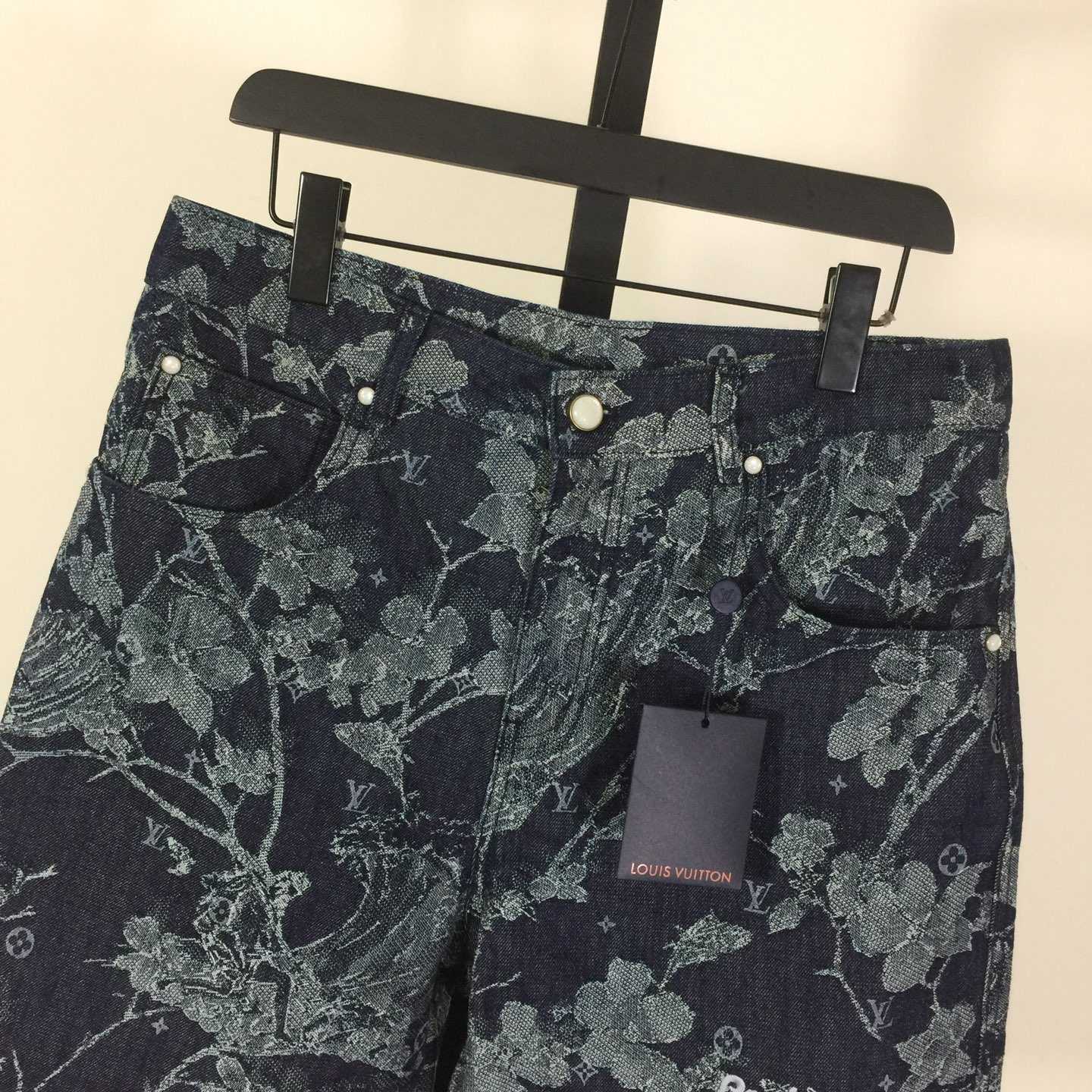 Louis Vuitton Jacquard Denim Shorts  1AHXHP - EUR FASHION