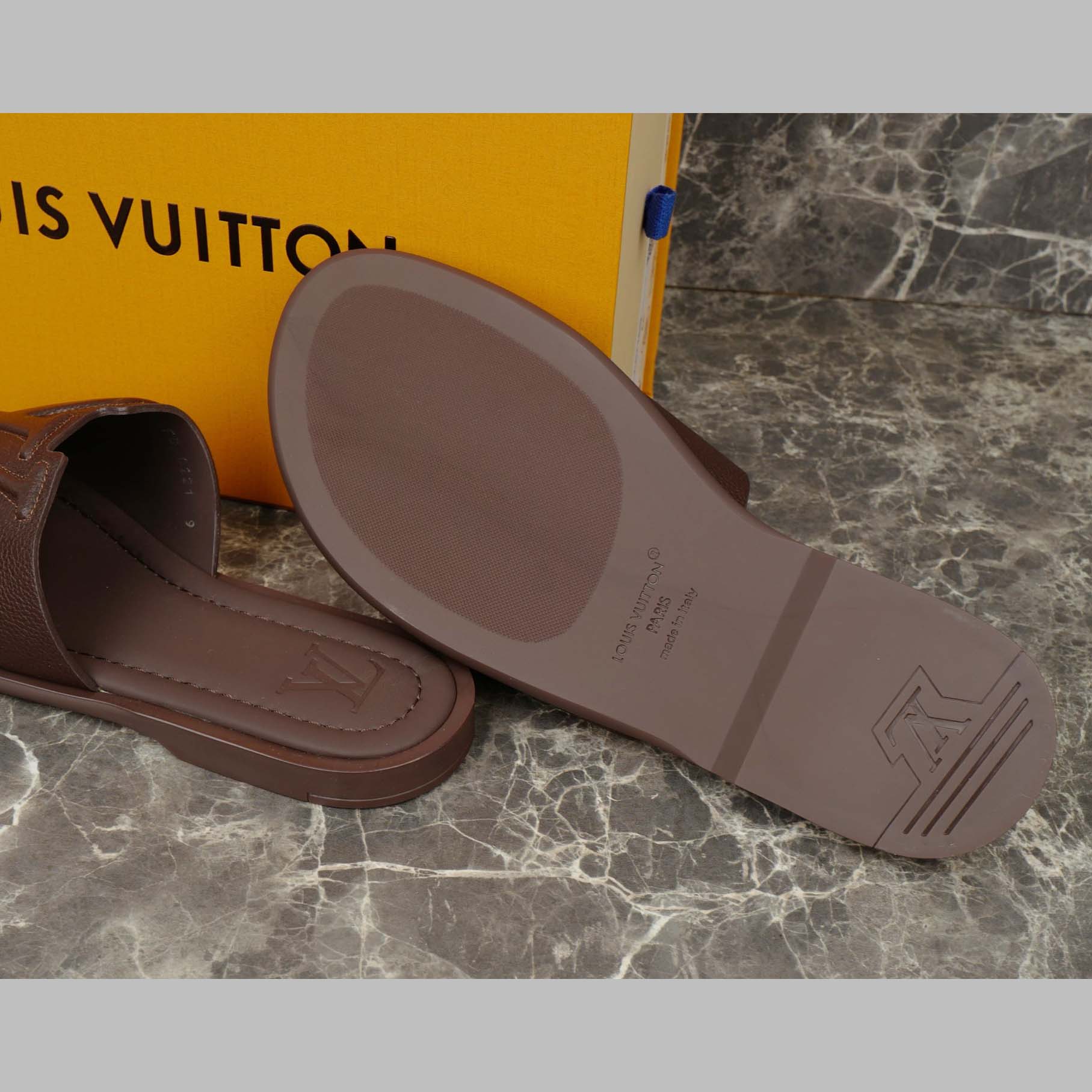 Louis Vuitton LV Portofino Mule   1AHSH3 - EUR FASHION