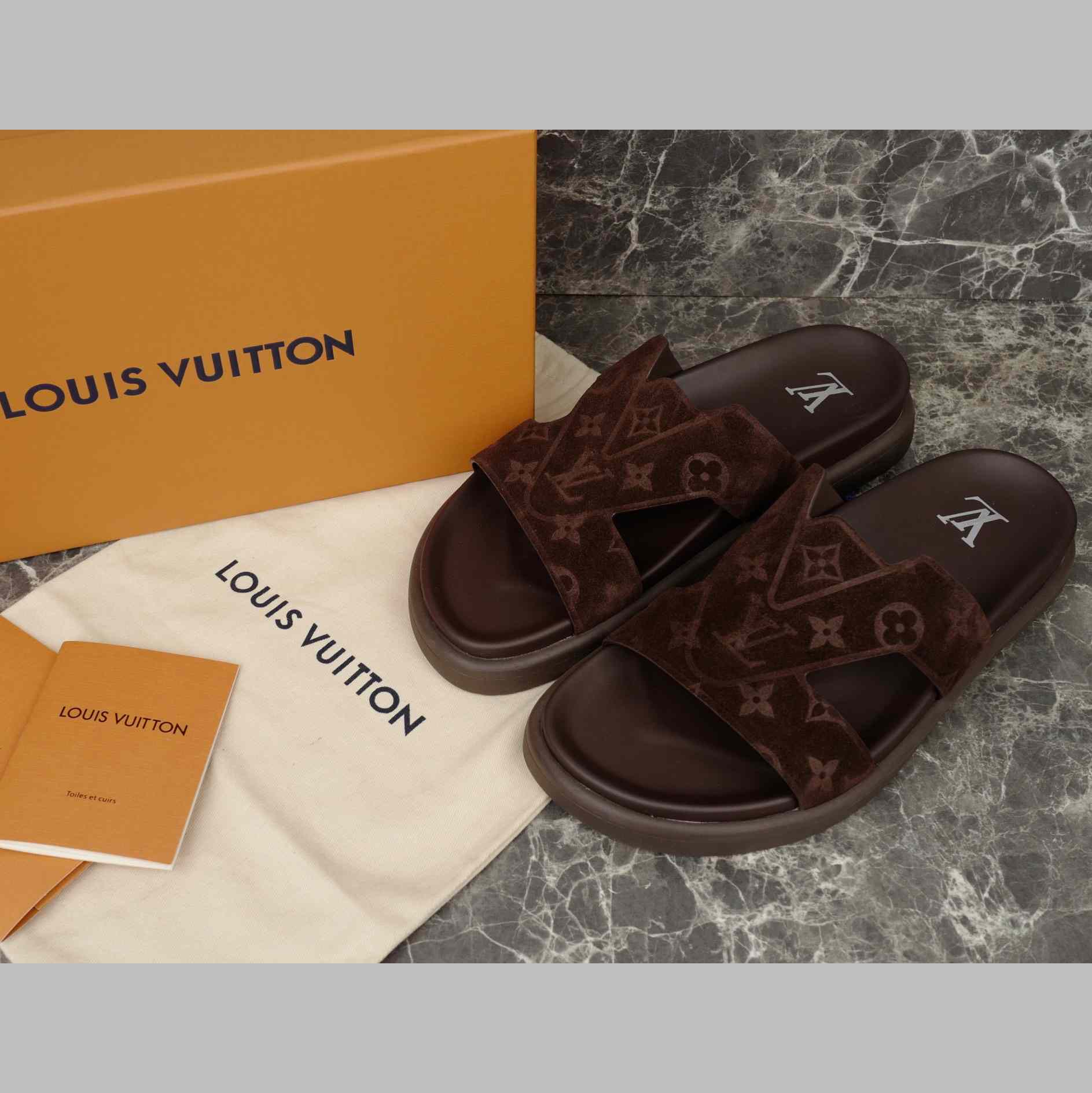 Louis Vuitton LV Oasis Mule   1AHSF9 - EUR FASHION