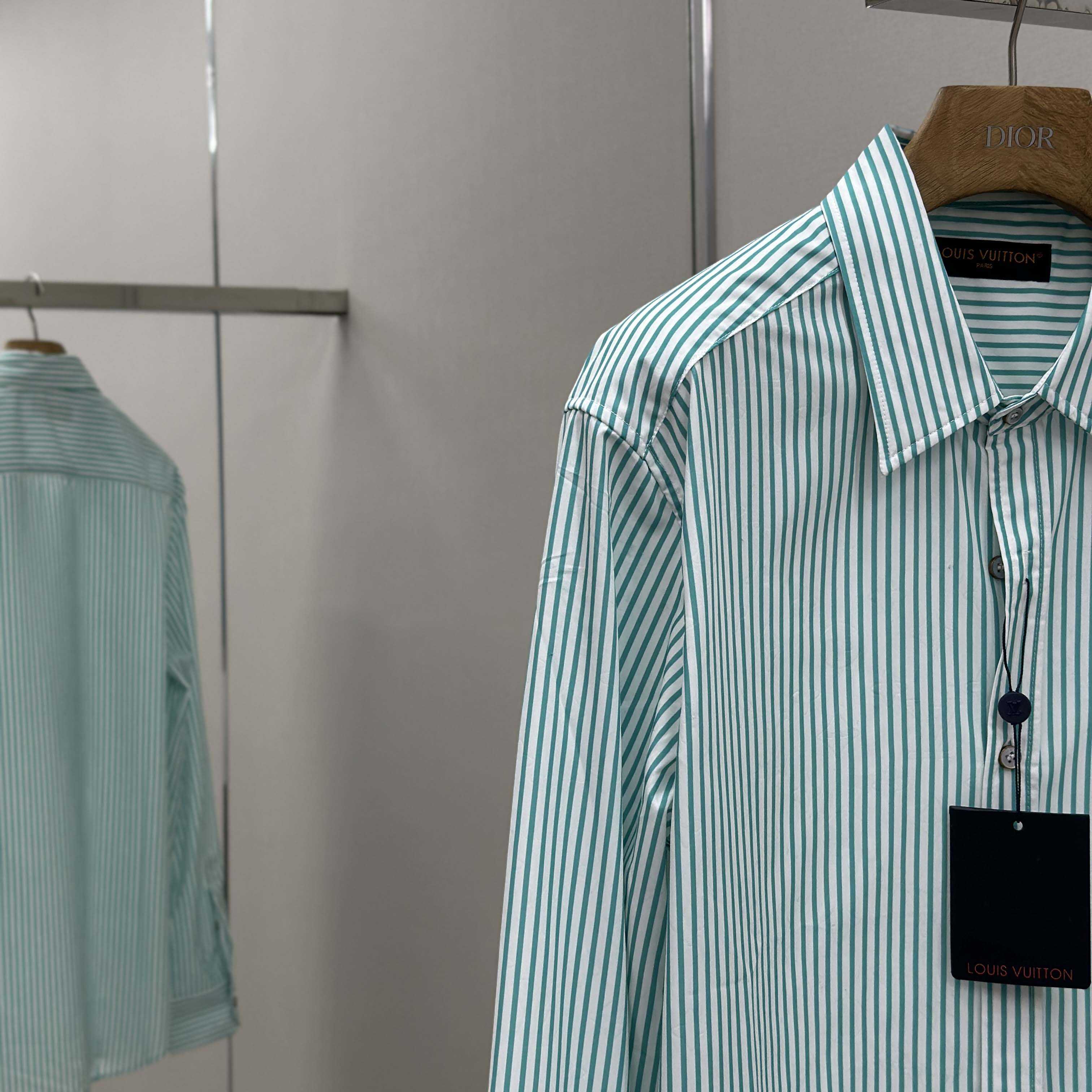 Louis Vuitton Monogram Striped Shirt   1AHVXI - EUR FASHION