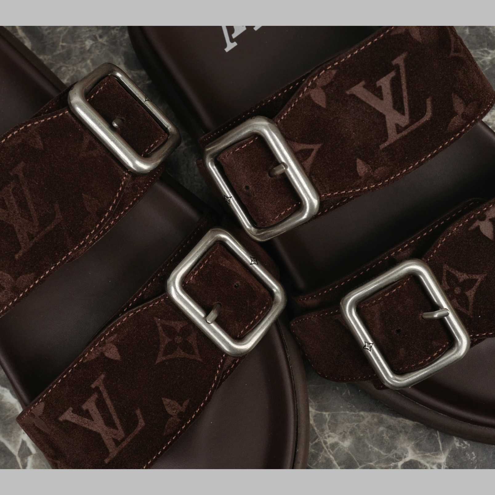 Louis Vuitton LV Venice Mule  1AHSK4 - EUR FASHION