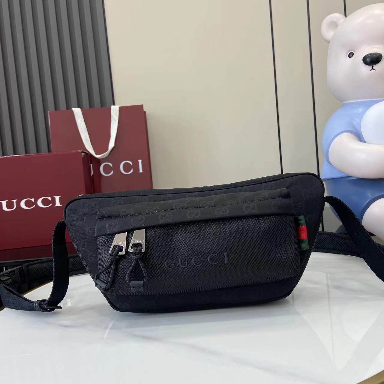 Gucci Nexus Large Slingbag - EUR FASHION