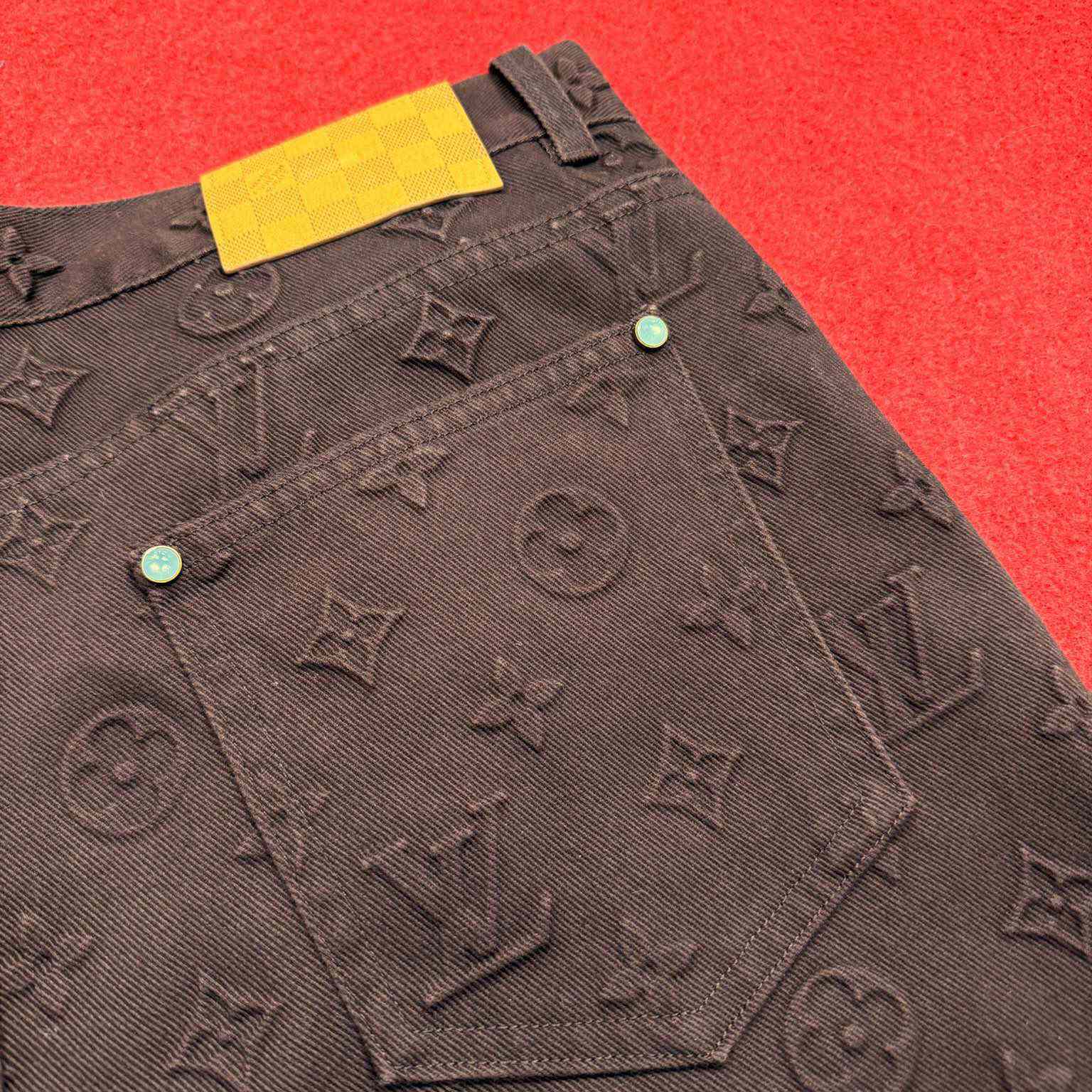 Louis Vuitton Monogram Embossed Skate Pants   1AHBLW - EUR FASHION