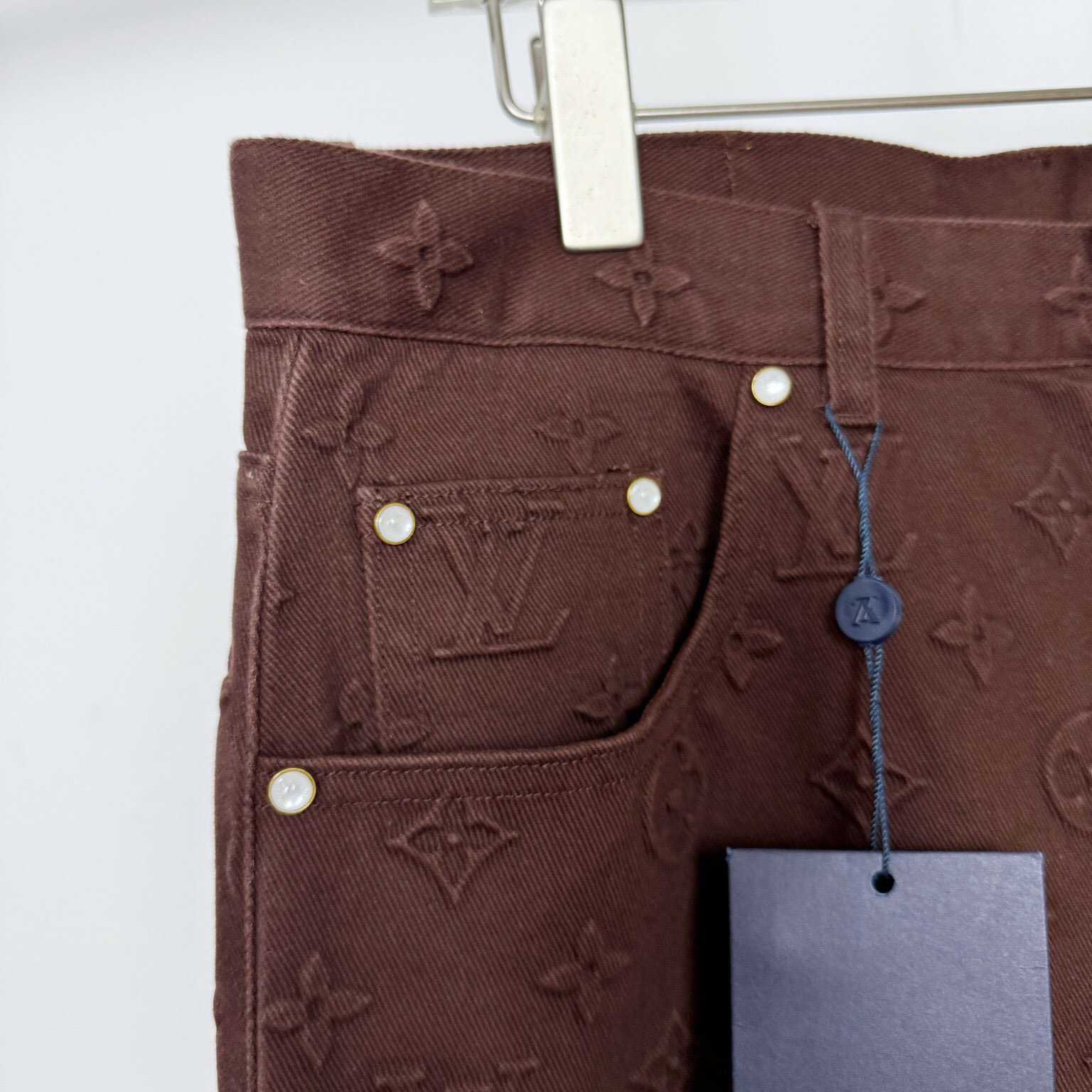 Louis Vuitton Monogram Embossed Skate Pants   1AHBLW - EUR FASHION