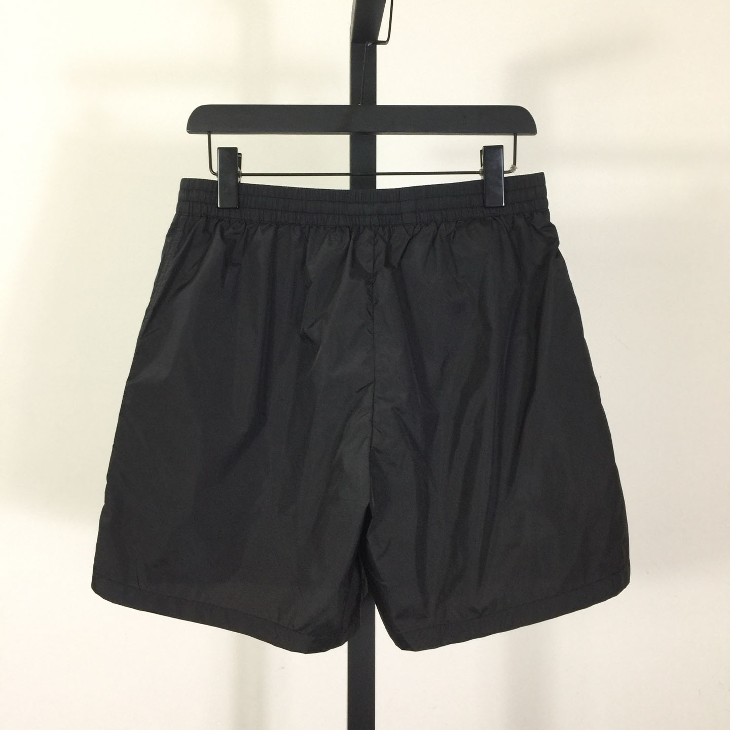 Prada Re-Nylon Shorts    - EUR FASHION