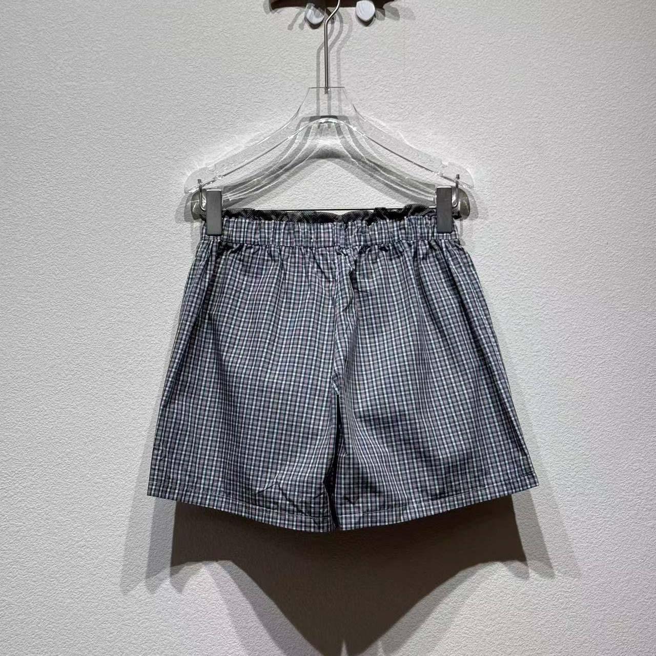 Miu Miu Women's Shorts - EUR FASHION
