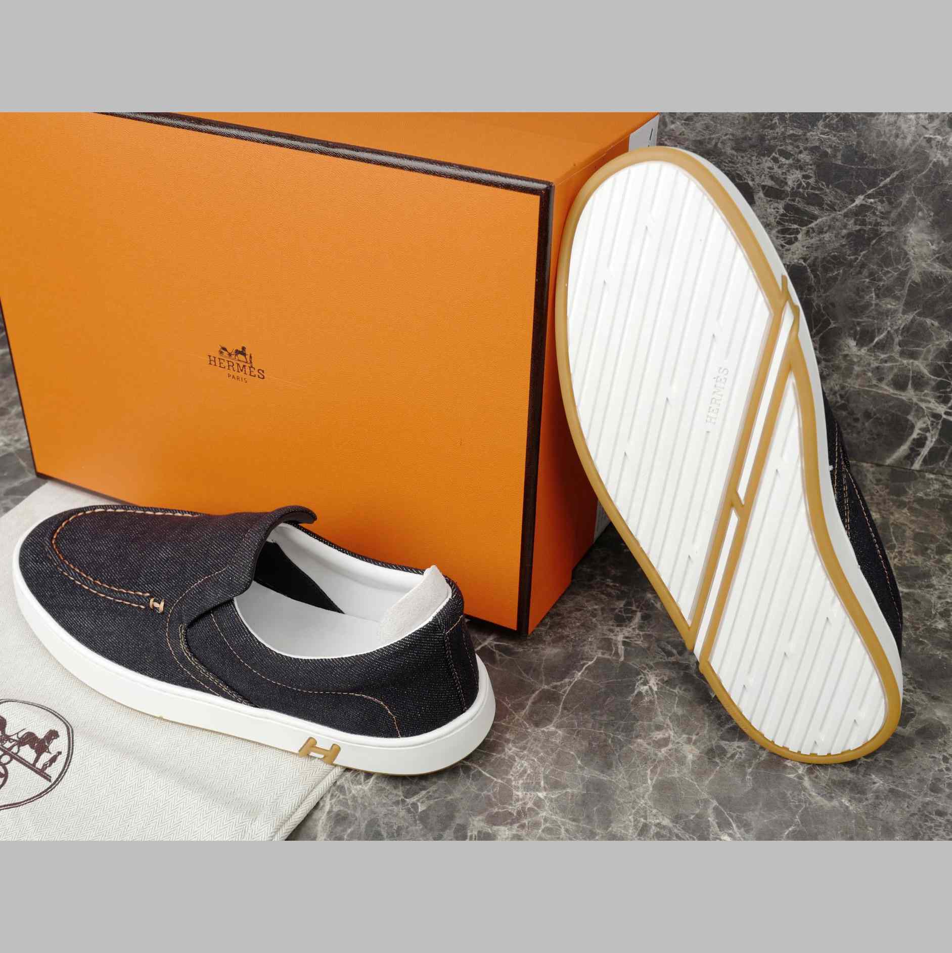 Hermes Kiddy Slip-on Sneaker - EUR FASHION