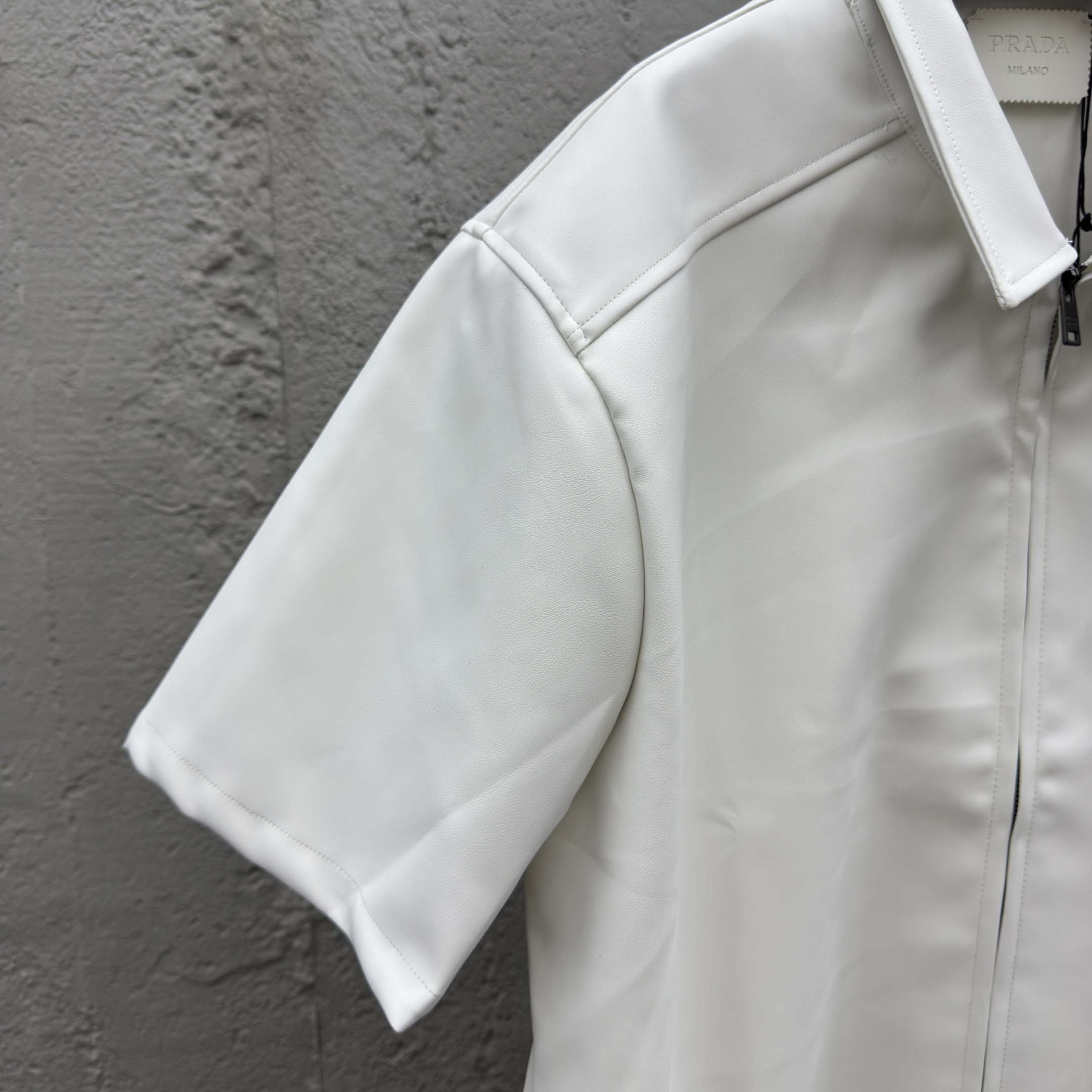 Prada Men's Nappa Leather Short-Sleeve Shirt - EUR FASHION