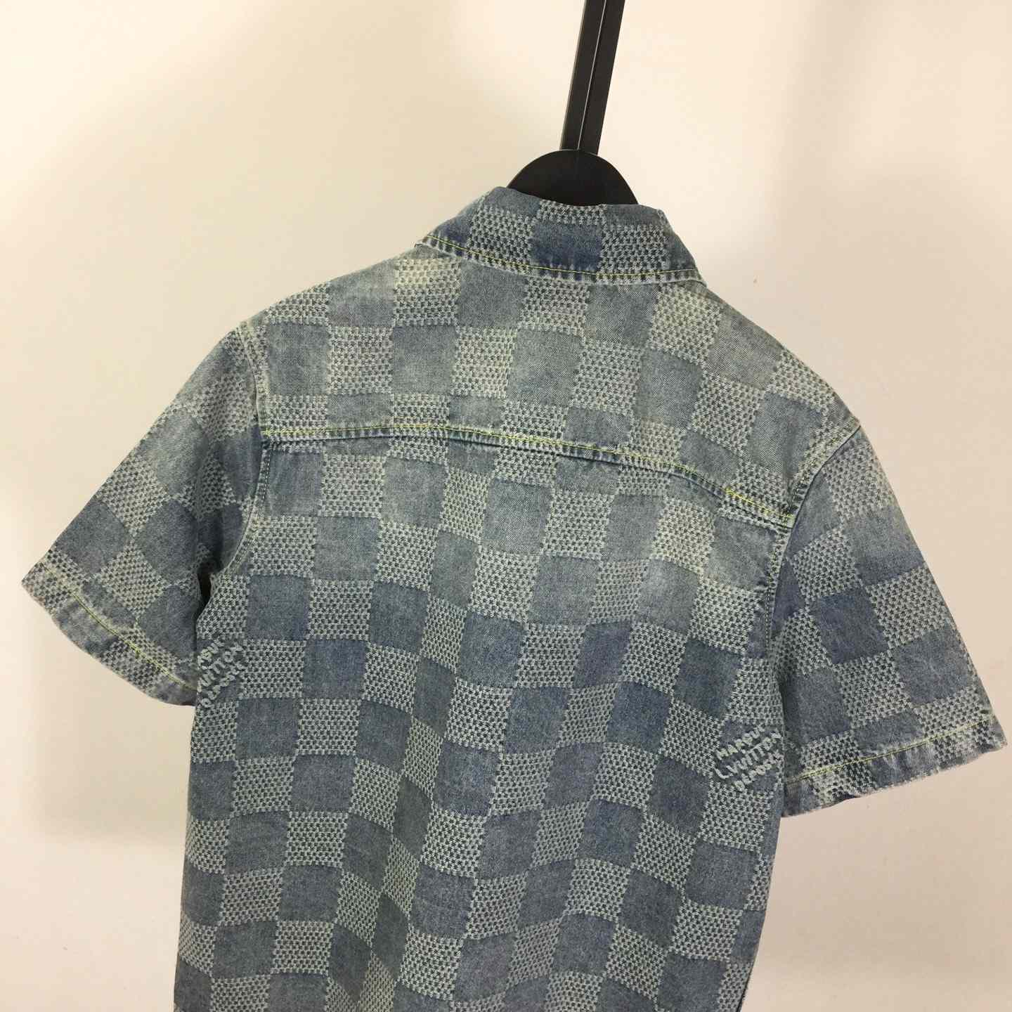 Louis Vuitton Damier 3D Light Denim Short-Sleeved Shirt   1AHVYX - EUR FASHION