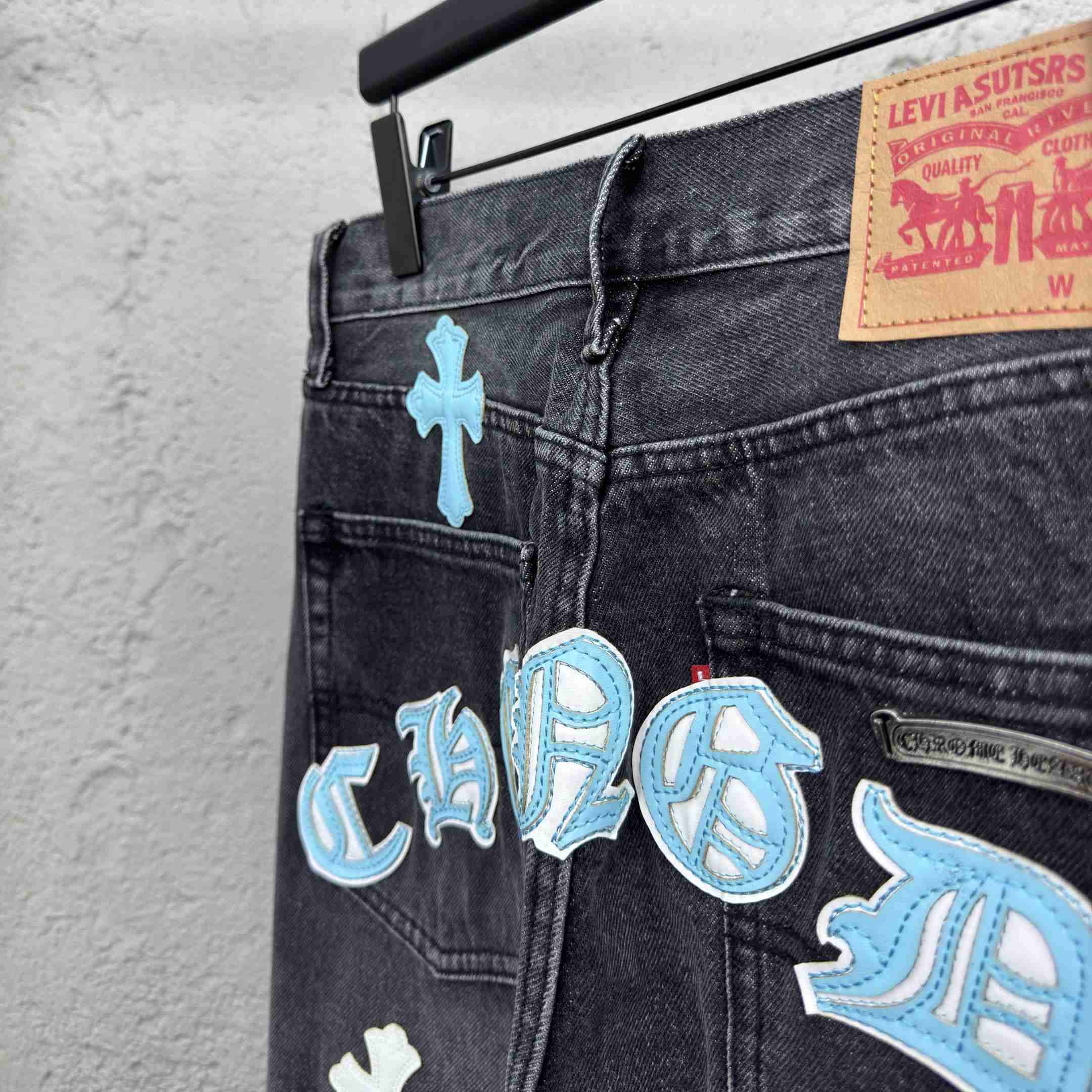 Chrome Hearts Jeans - EUR FASHION