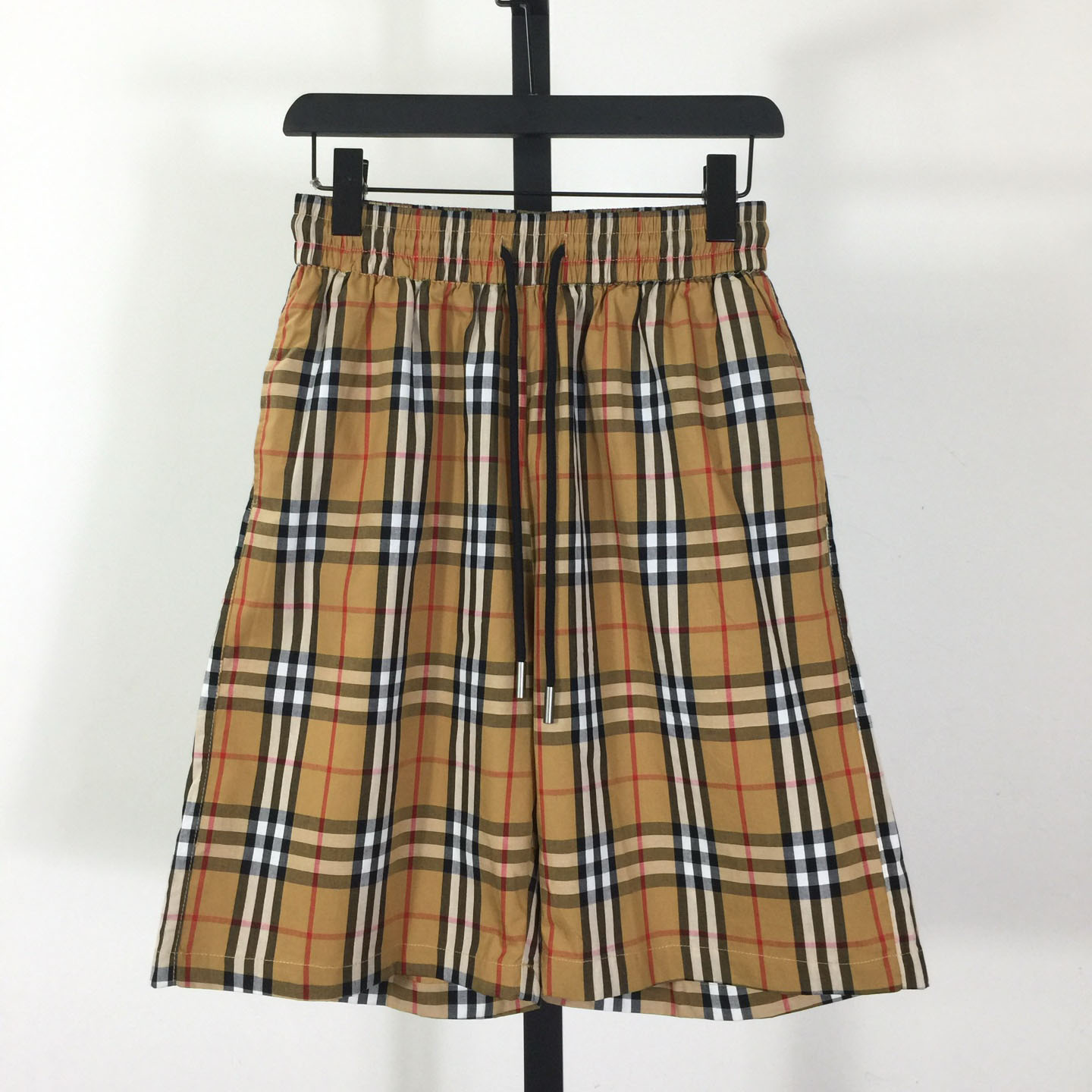 Burberry Check Shorts - EUR FASHION