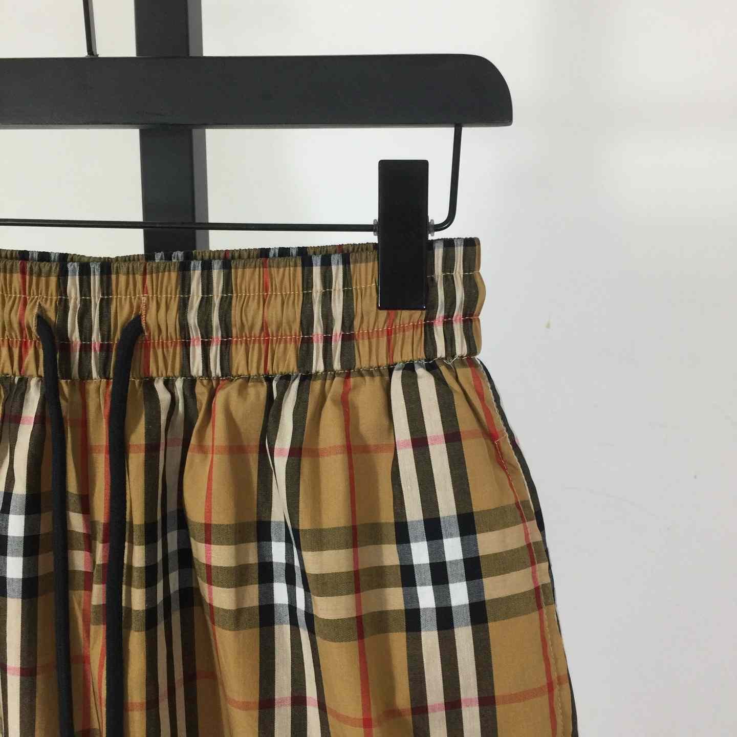 Burberry Check Shorts - EUR FASHION