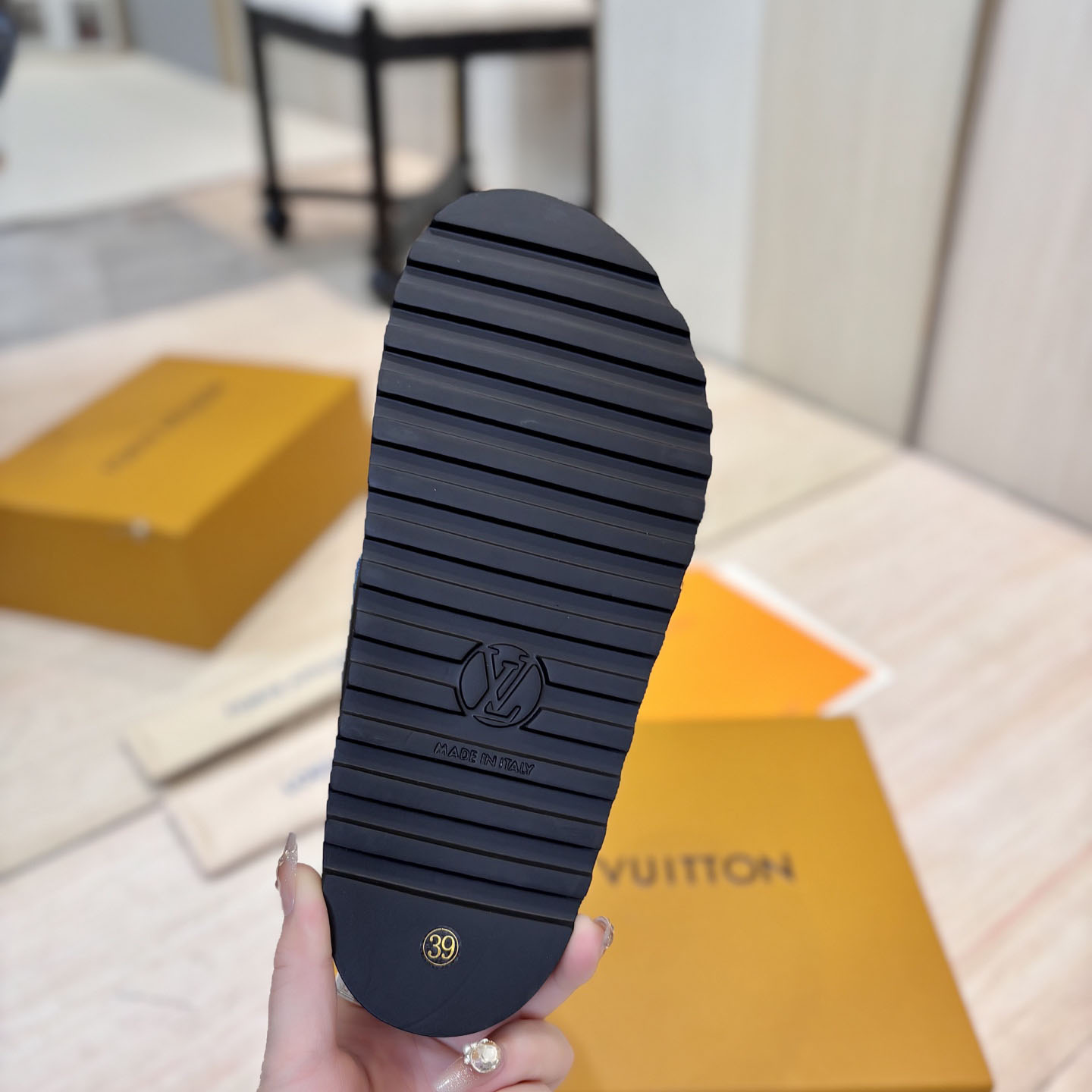 Louis Vuitton LV Cosy Comfort Mule  - EUR FASHION