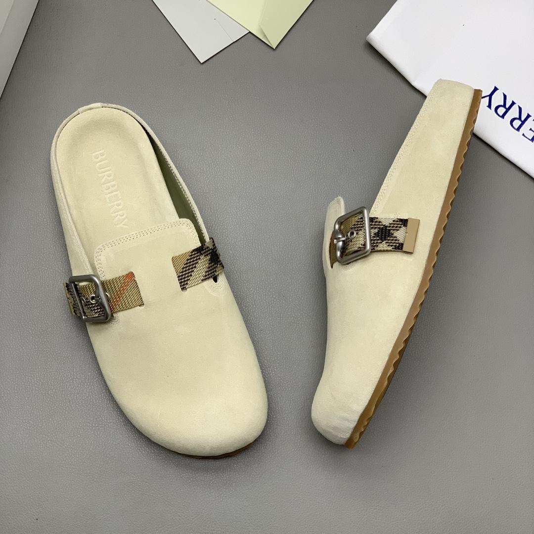 Burberry Suede Urchin Clogs - EUR FASHION