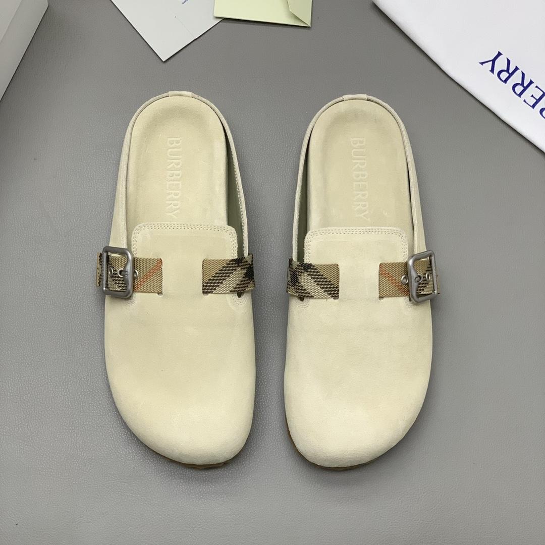 Burberry Suede Urchin Clogs - EUR FASHION