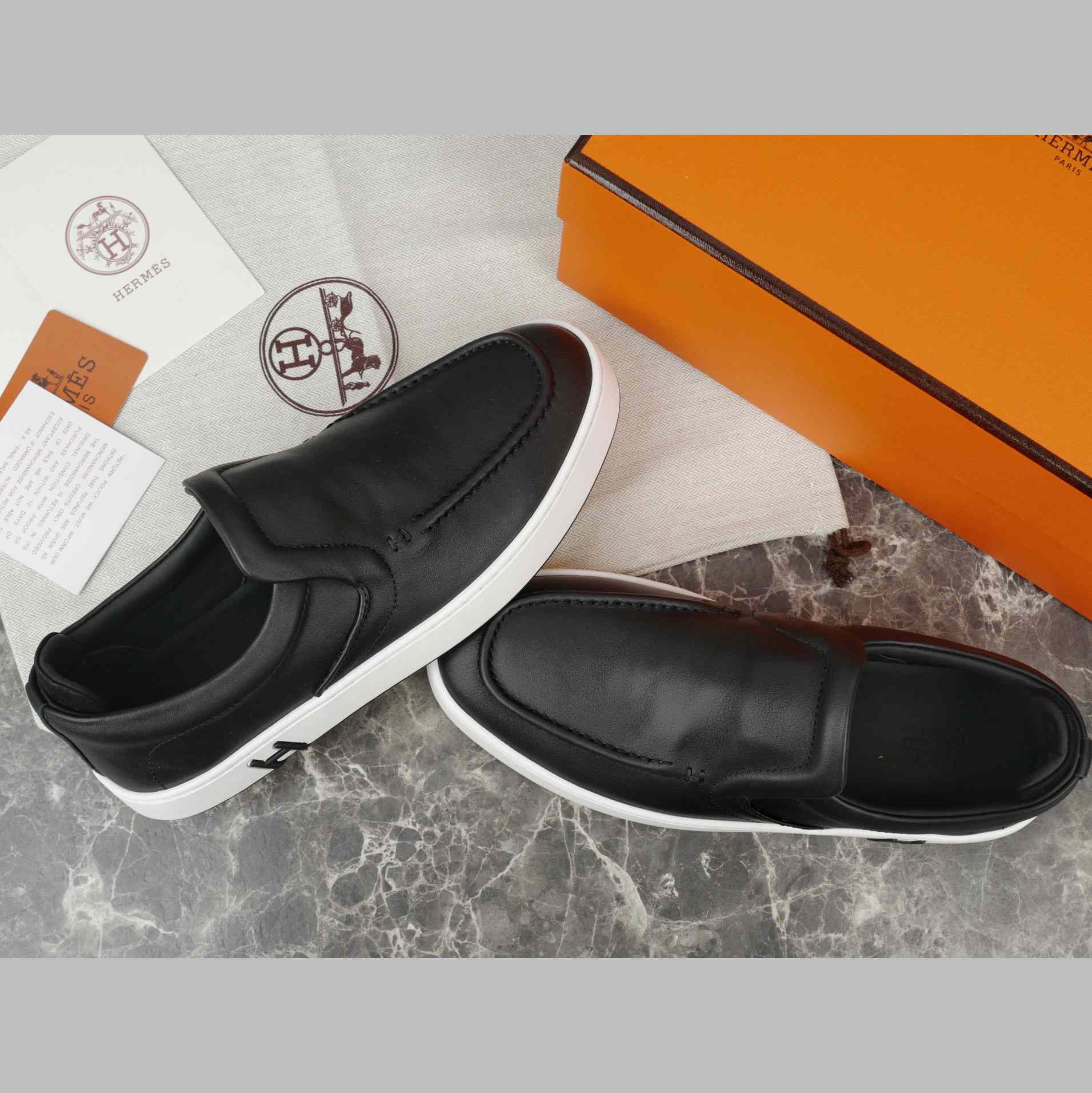 Hermes Kiddy Slip-on Sneaker - EUR FASHION