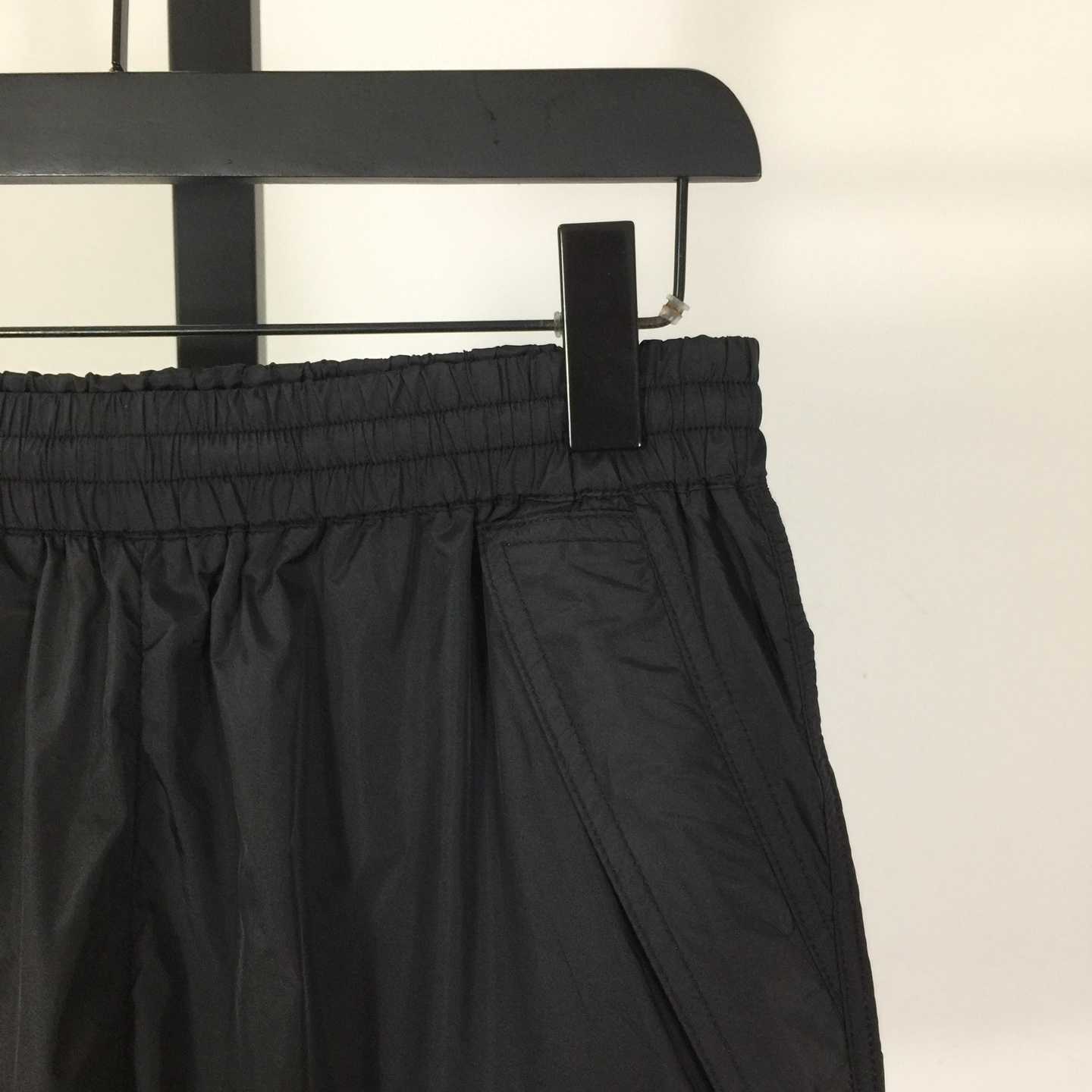 Prada Re-Nylon Shorts    - EUR FASHION
