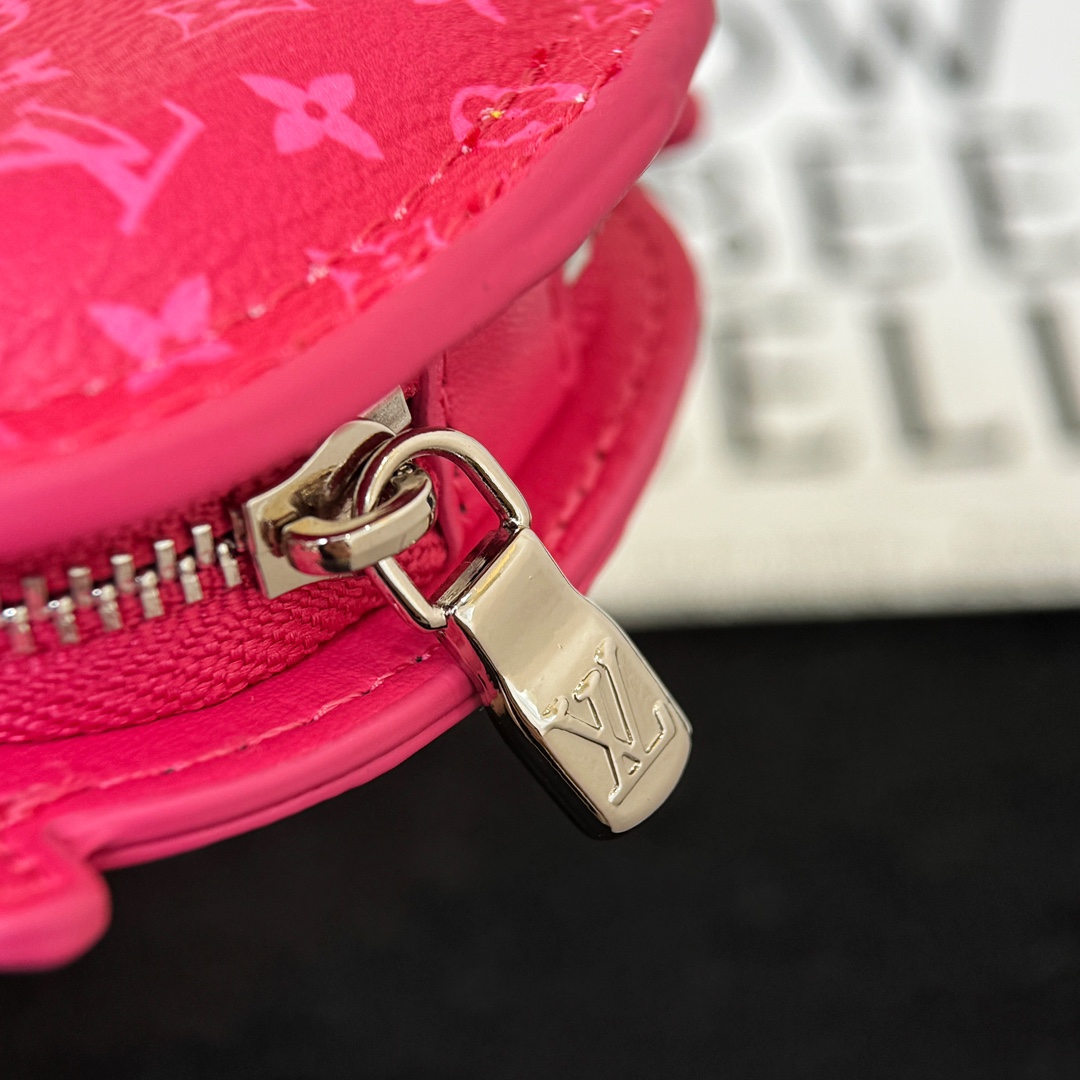 Louis Vuitton LV Crab Bag Charm   M02298 - EUR FASHION