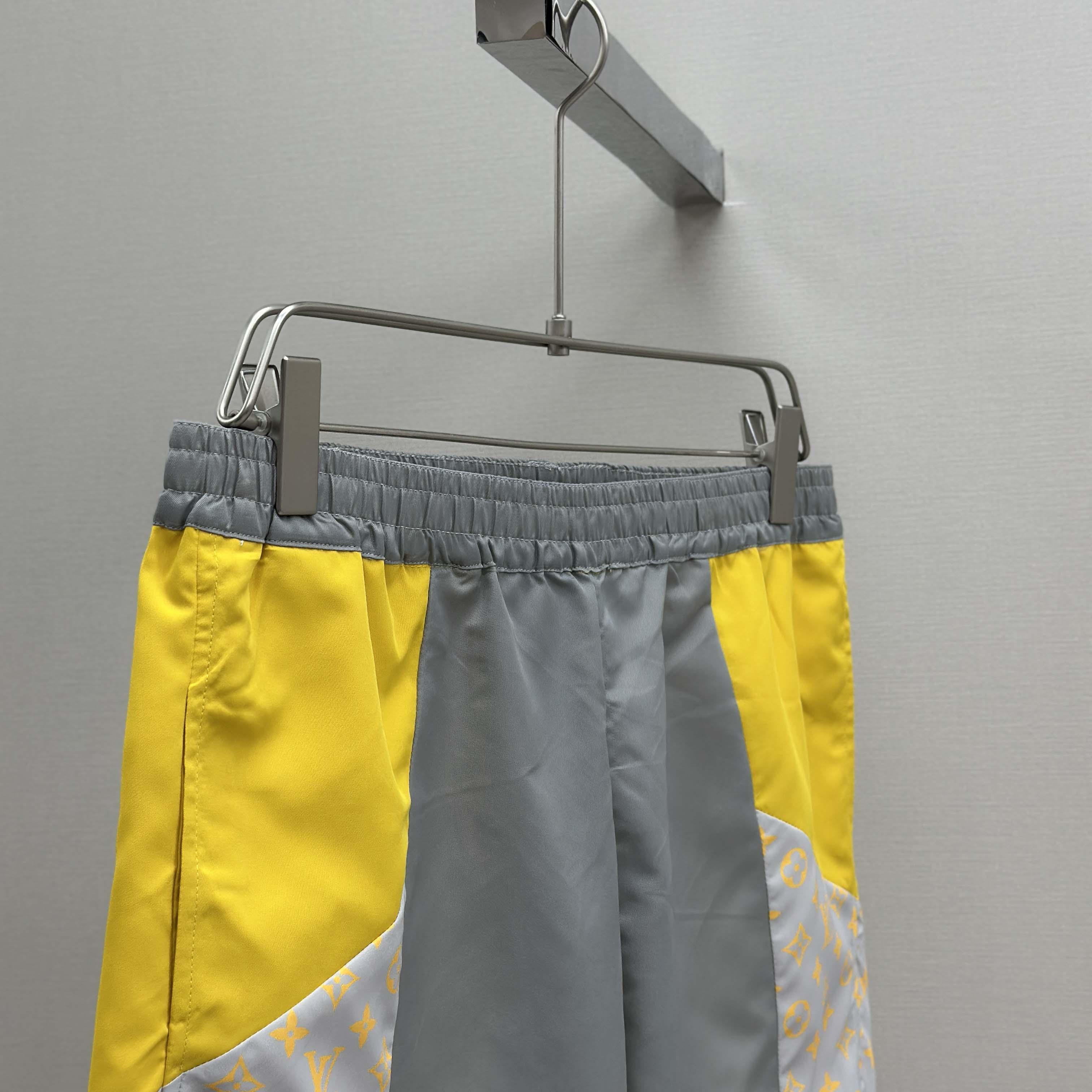 Louis Vuitton Monogram Track Shorts   1AHVQW - EUR FASHION