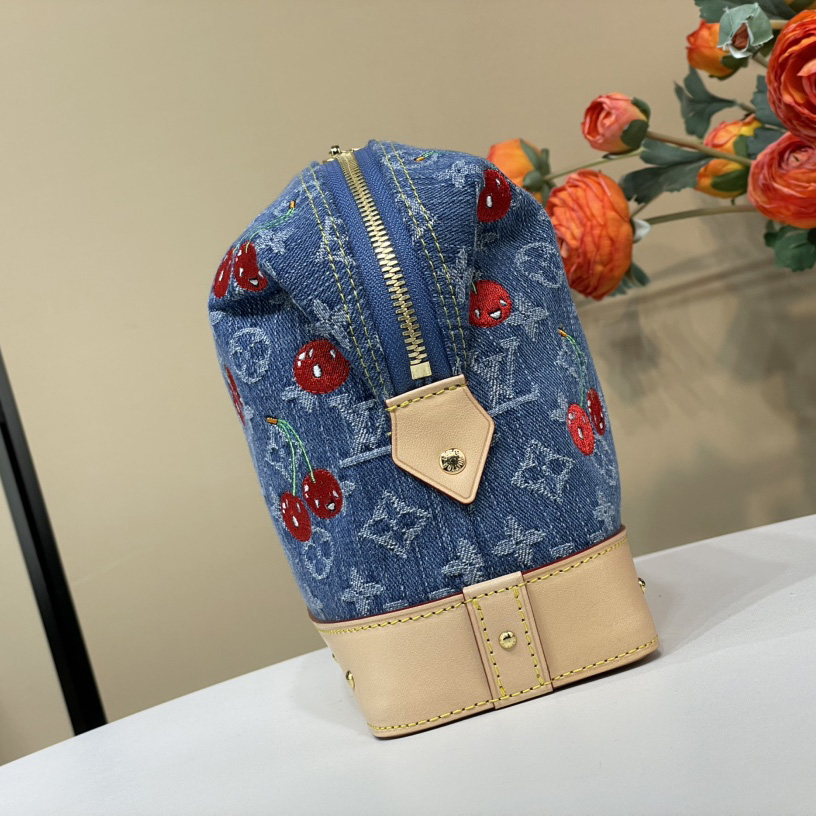 Louis Vuitton LV x TM Cosmetic Pouch GM   M13893 - EUR FASHION