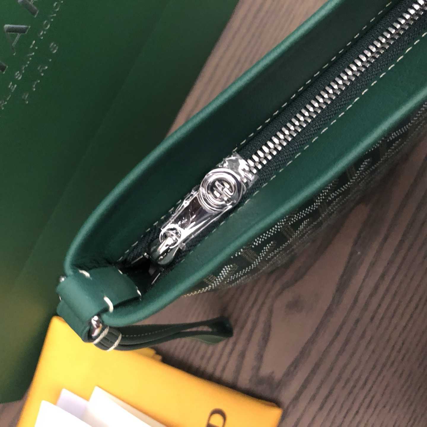 Goyard Conti Pouch - EUR FASHION
