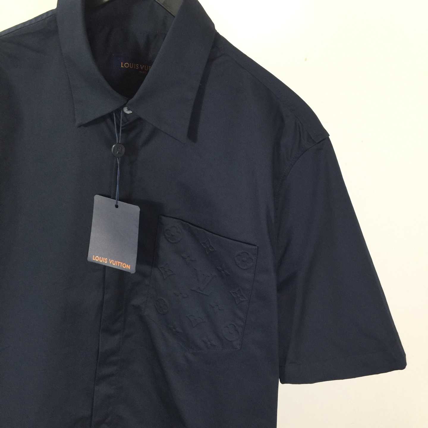 Louis Vuitton Monogram Pocket Short-Sleeved Shirt   1AHVYK - EUR FASHION