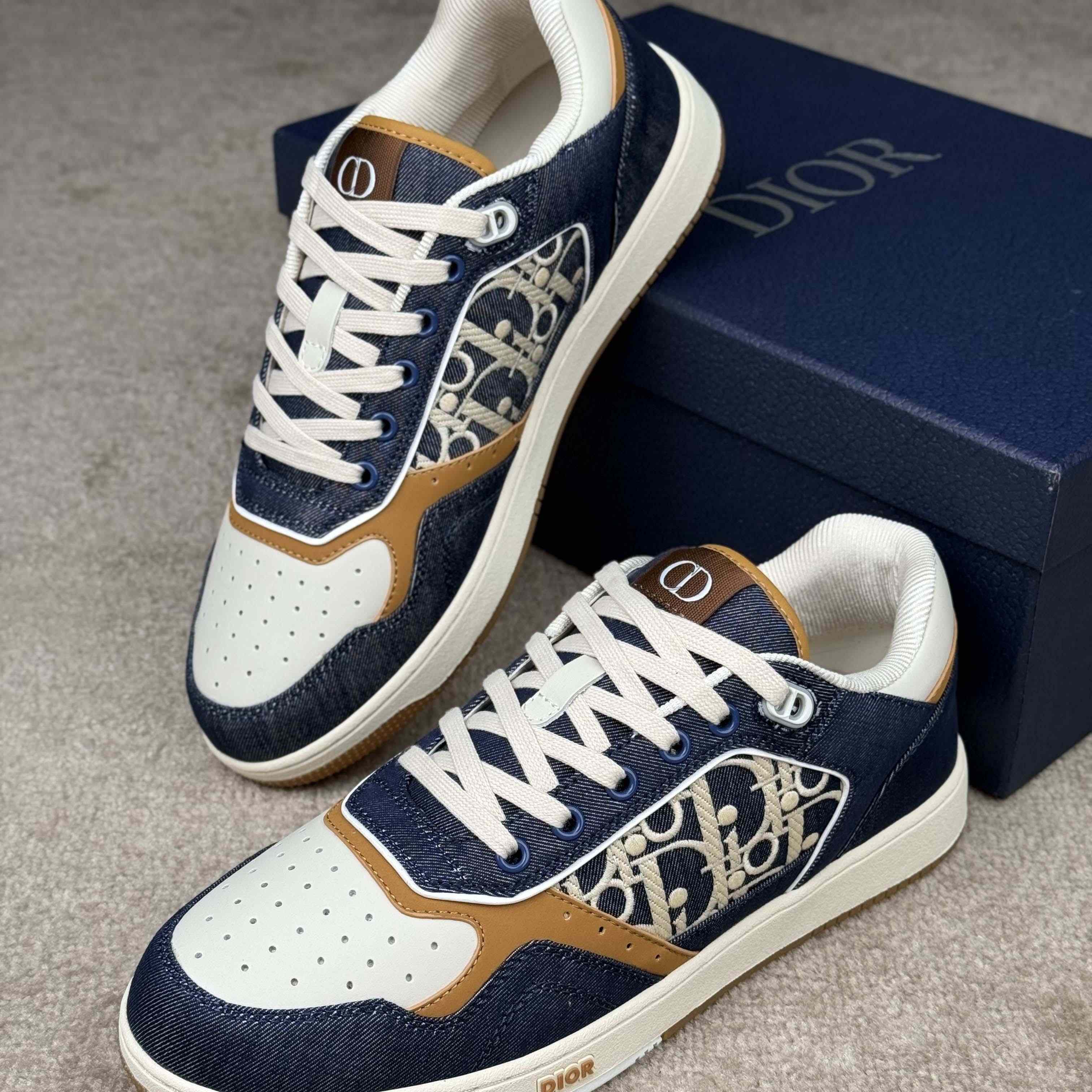 Dior B27 Uptown Low-Top Sneaker   - EUR FASHION