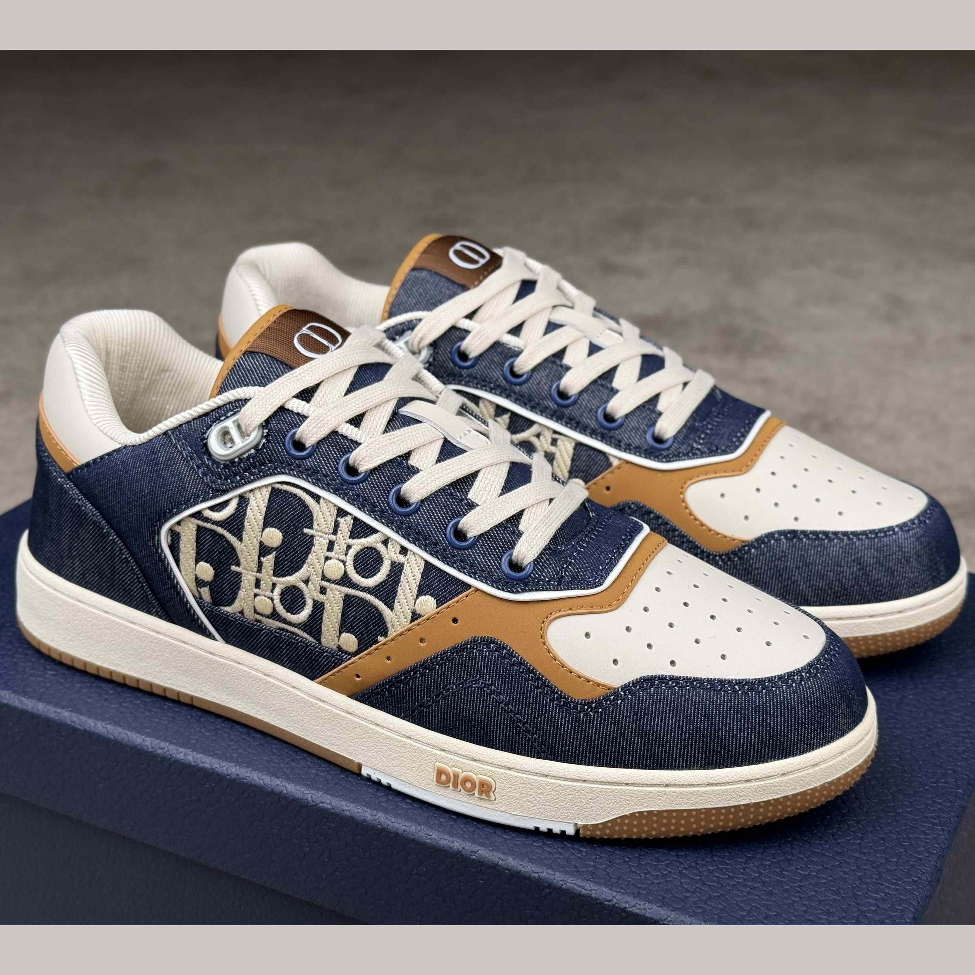 Dior B27 Uptown Low-Top Sneaker   - EUR FASHION