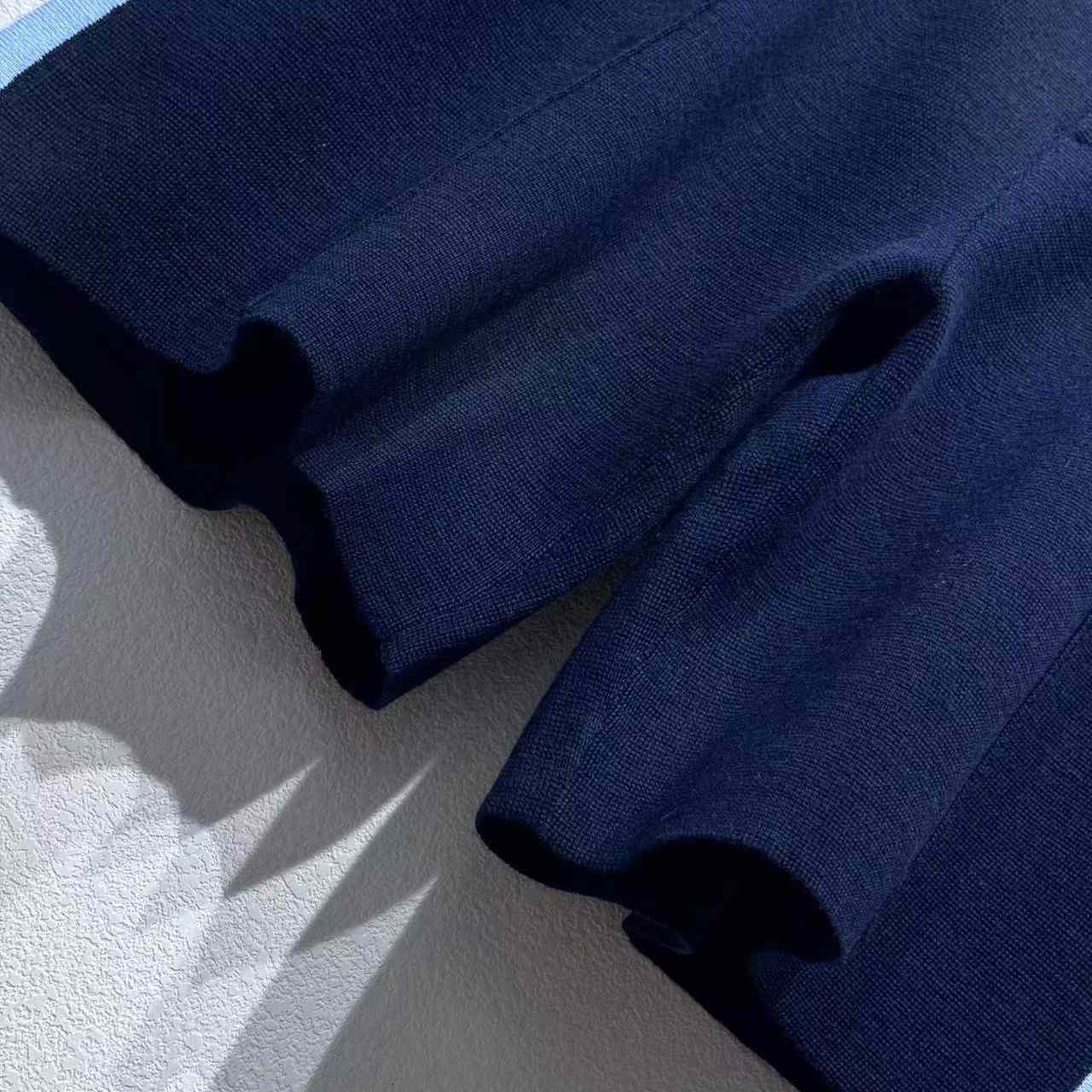 Louis Vuitton Big Logo Shorts - EUR FASHION