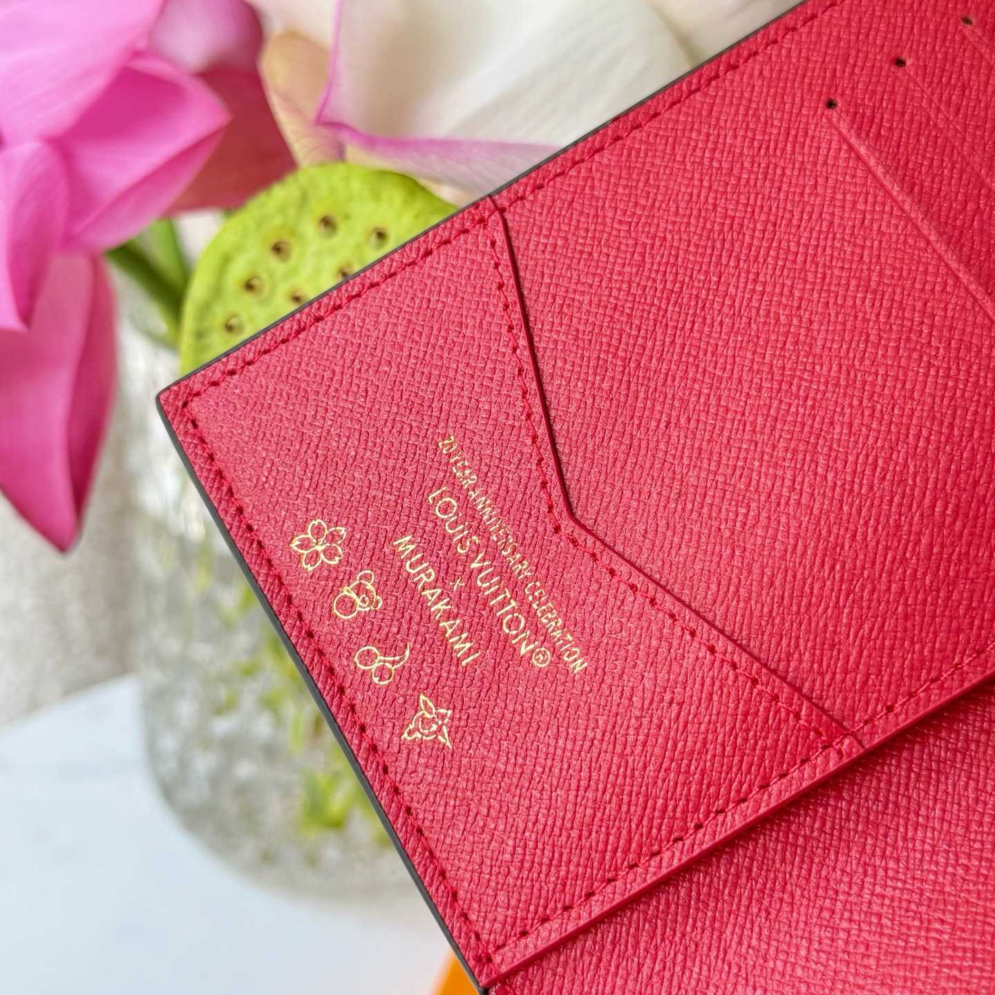 Louis Vuitton LV x TM Passport Cover   M13424 - EUR FASHION