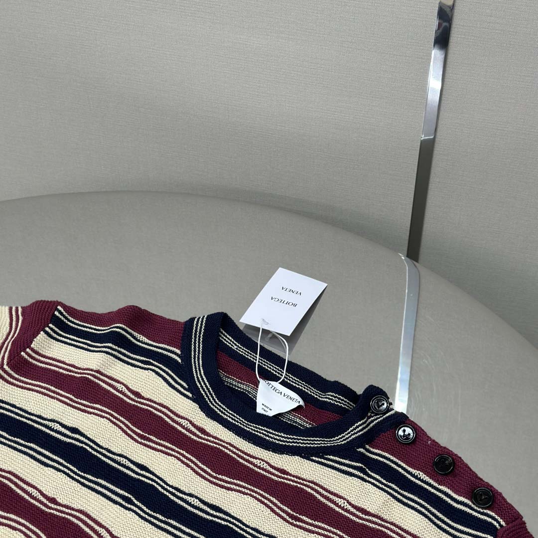 Bottega Veneta Men's Red Distorted Stripe Linen & Cotton Sweater  - EUR FASHION