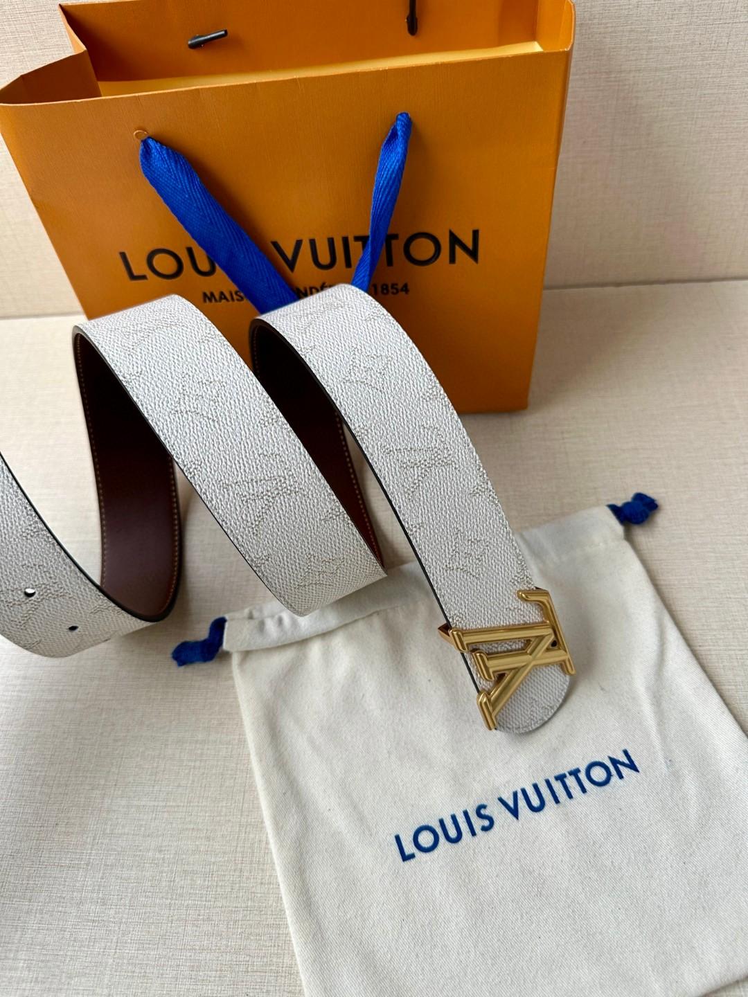 Louis Vuitton LV Dimension 40mm Reversible Belt    M4154S - EUR FASHION